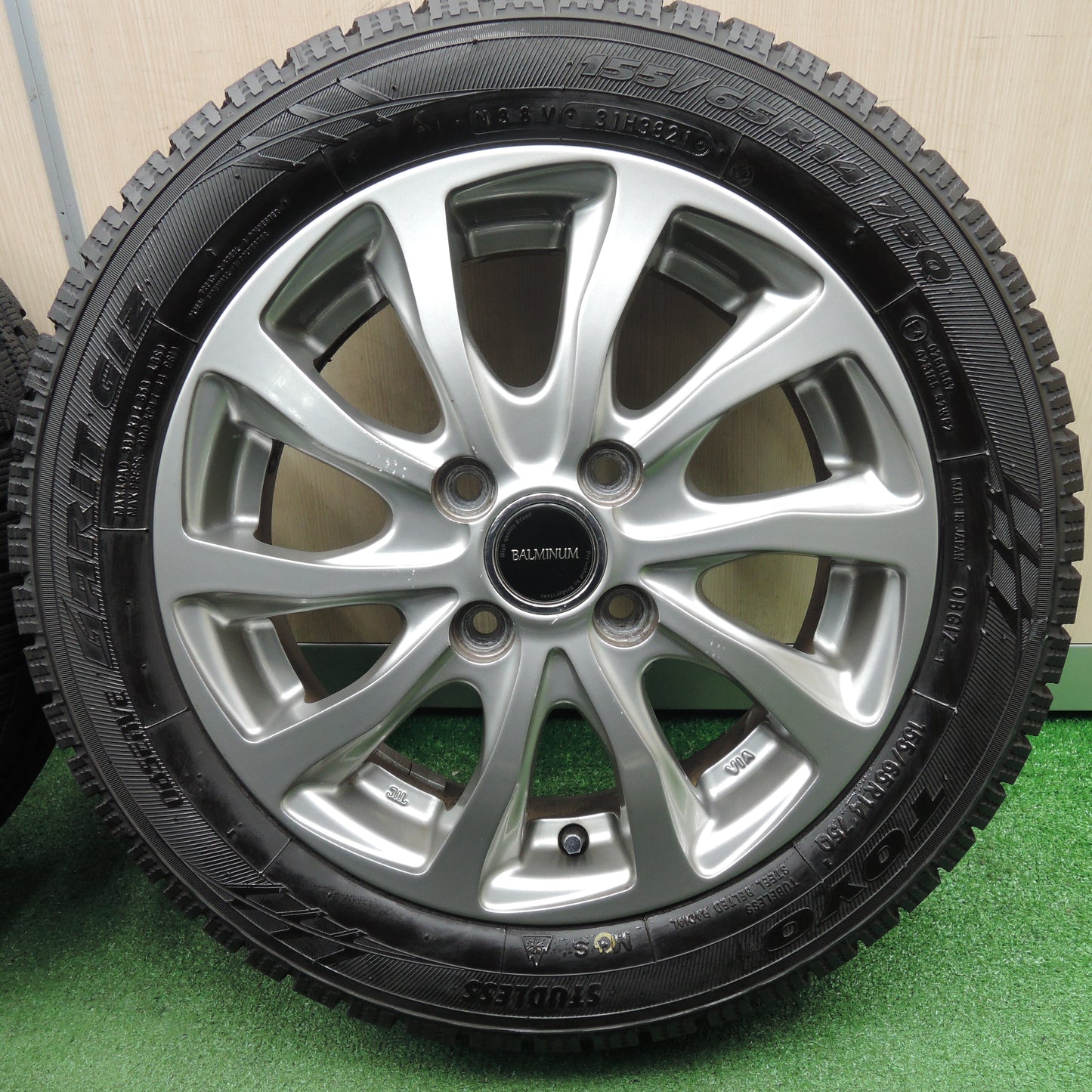 *送料無料*バリ溝！21年！9分★スタッドレス 155/65R14 トーヨー オブザーブ ガリット GIZ BALMINUM バルミナ 14インチ PCD100/4H★3122904NJス