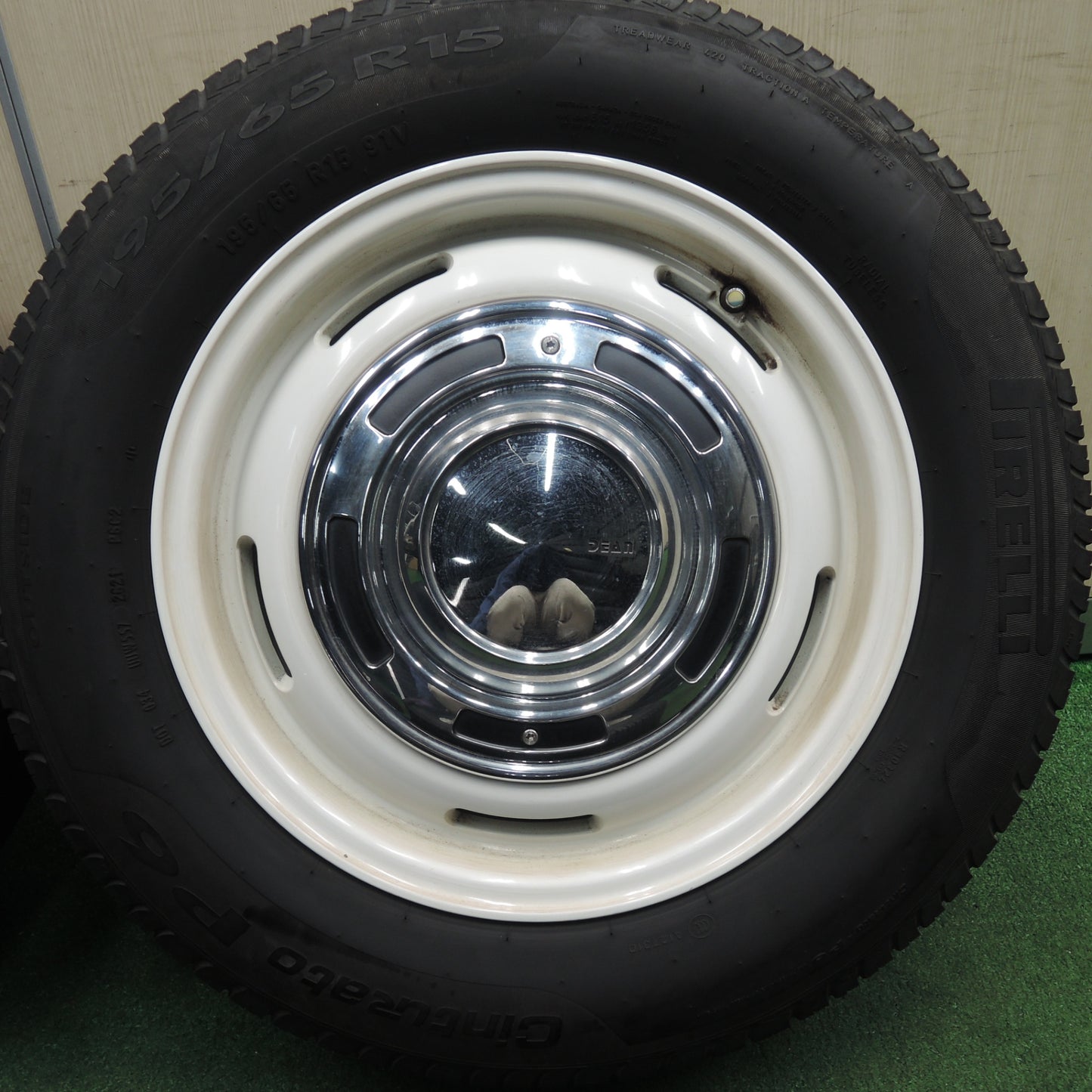 *送料無料* 4本価格！21年★ルノー 等 CRIMSON DEAN 195/65R15 ピレリ Cinturato P6 クリムソン ディーン PCD108/5H 4H マルチ★4021010HAノ