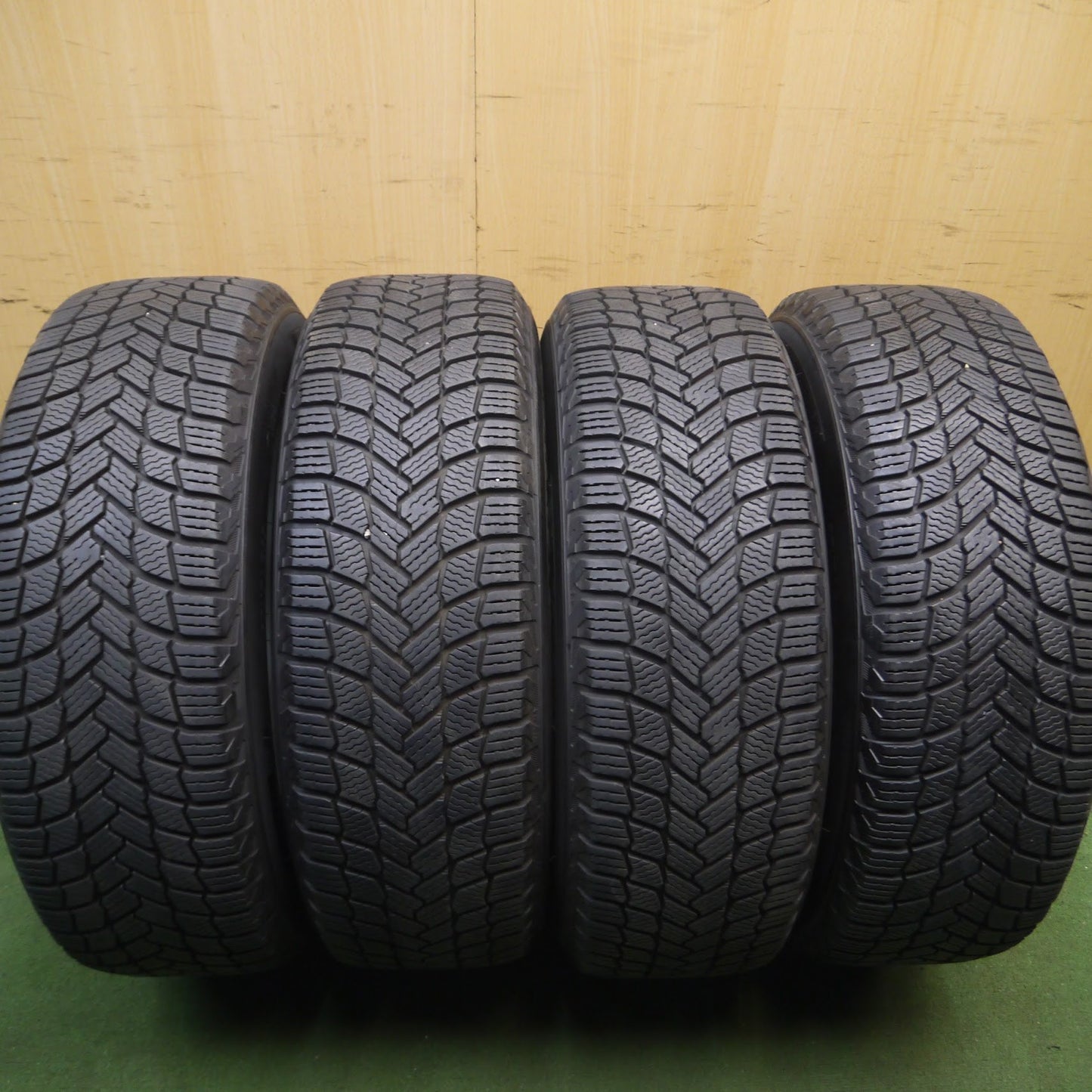 [送料無料] バリ溝！20年！キレイ★9.5分★スタッドレス 215/65R16 ミシュラン X-ICE SNOW JOKER ジョーカー PCD114.3/5H★3112801Hス