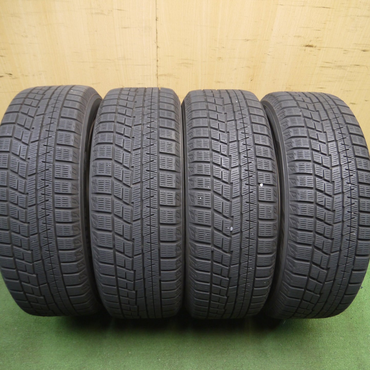 *送料無料* バリ溝！キレイ！8.5分★スタッドレス LM SPORT 195/55R16 ヨコハマ アイスガード iG60 LMスポーツ PCD100/4H★4022603Hス