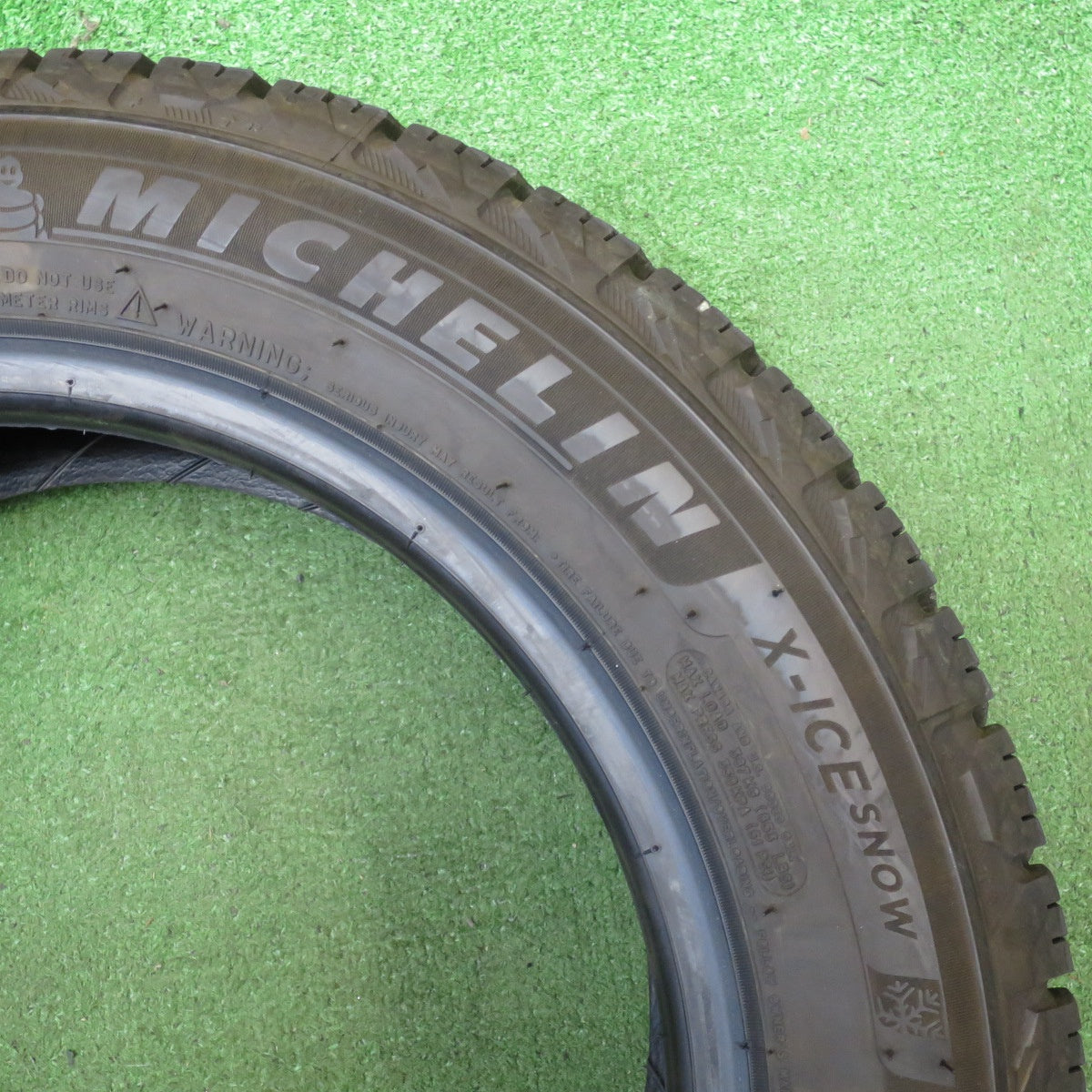 *送料無料* バリ溝！23年！ほぼ10分★スタッドレス 155/65R14 ミシュラン X-ICE SNOW タイヤ 14インチ スペーシア N-BOX タント等★4031004KKスタ