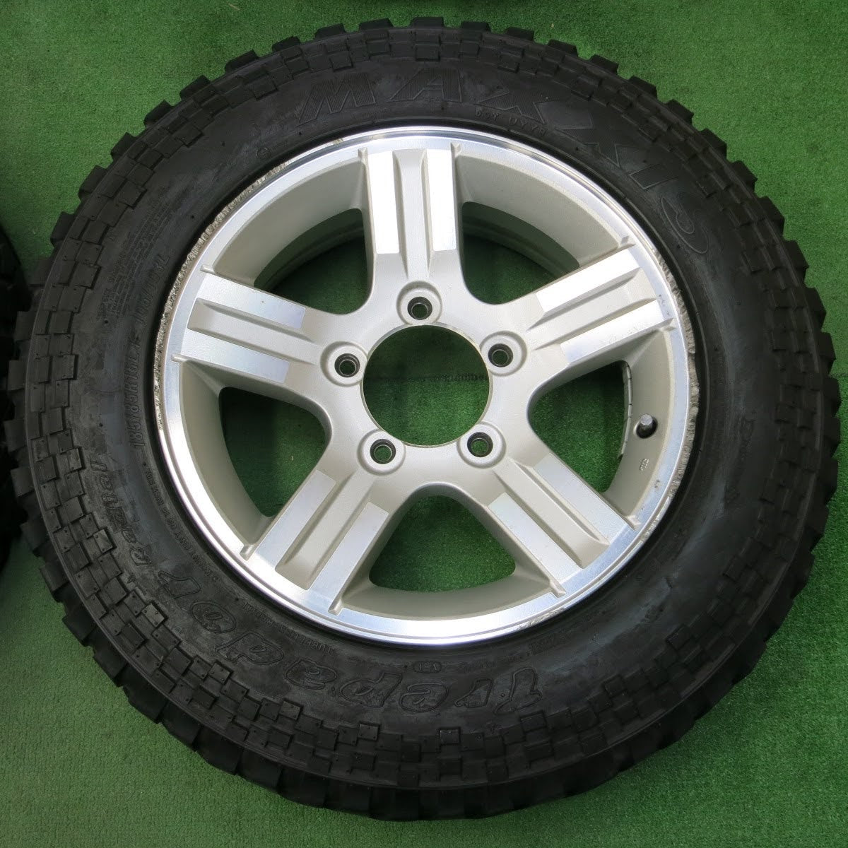 [送料無料]4本価格★スズキ JB23 ジムニー 純正 185/85R16 105/103L マキシス トレパドール ラジアル 16インチ PCD139.7/5H★3091204イノ