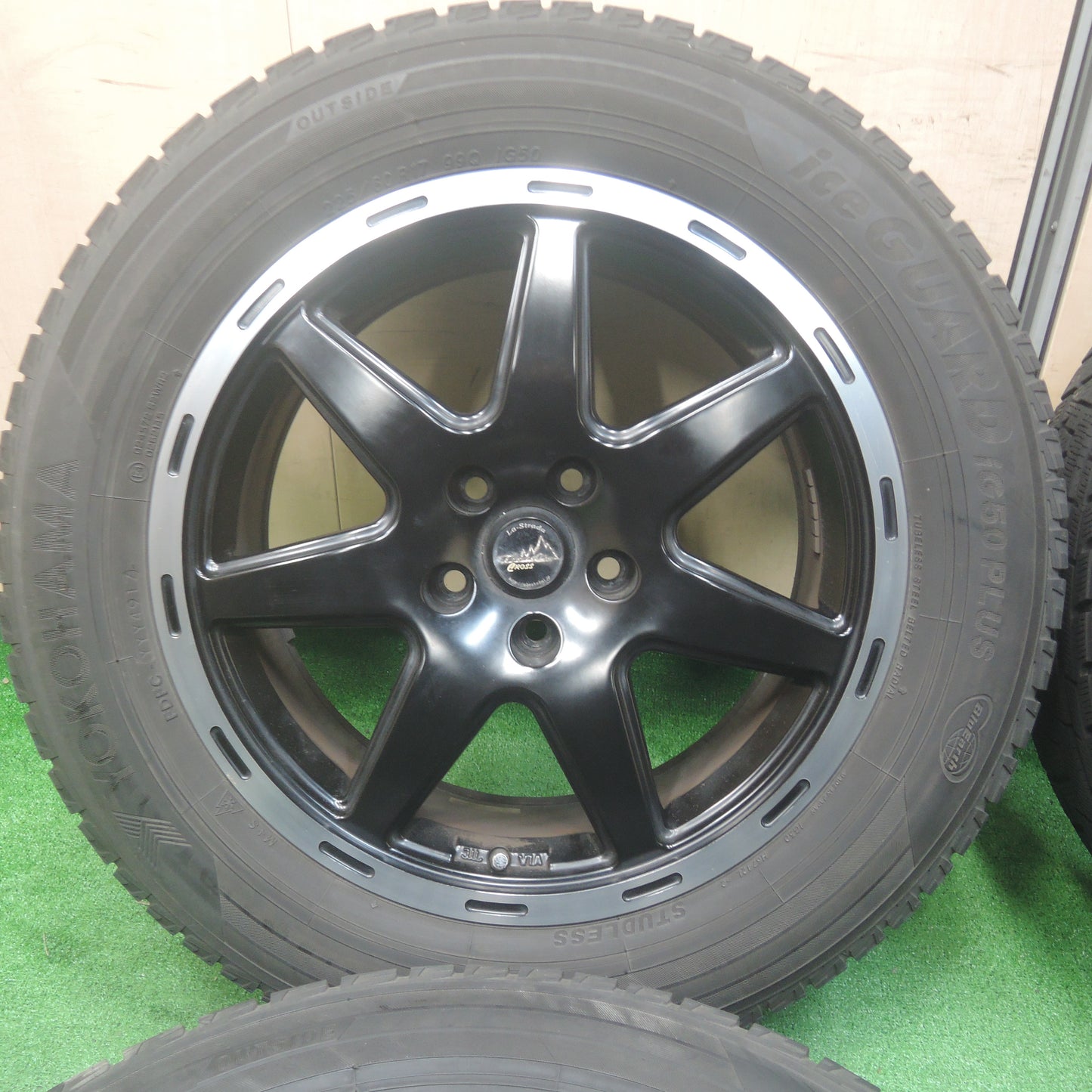 *送料無料*キレイ★ジープ等 La-Strada Tirado CROSS 阿部商会 225/60R17 スタッドレス ヨコハマ アイスガード iG50 プラス PCD110/5H★3113007SYス