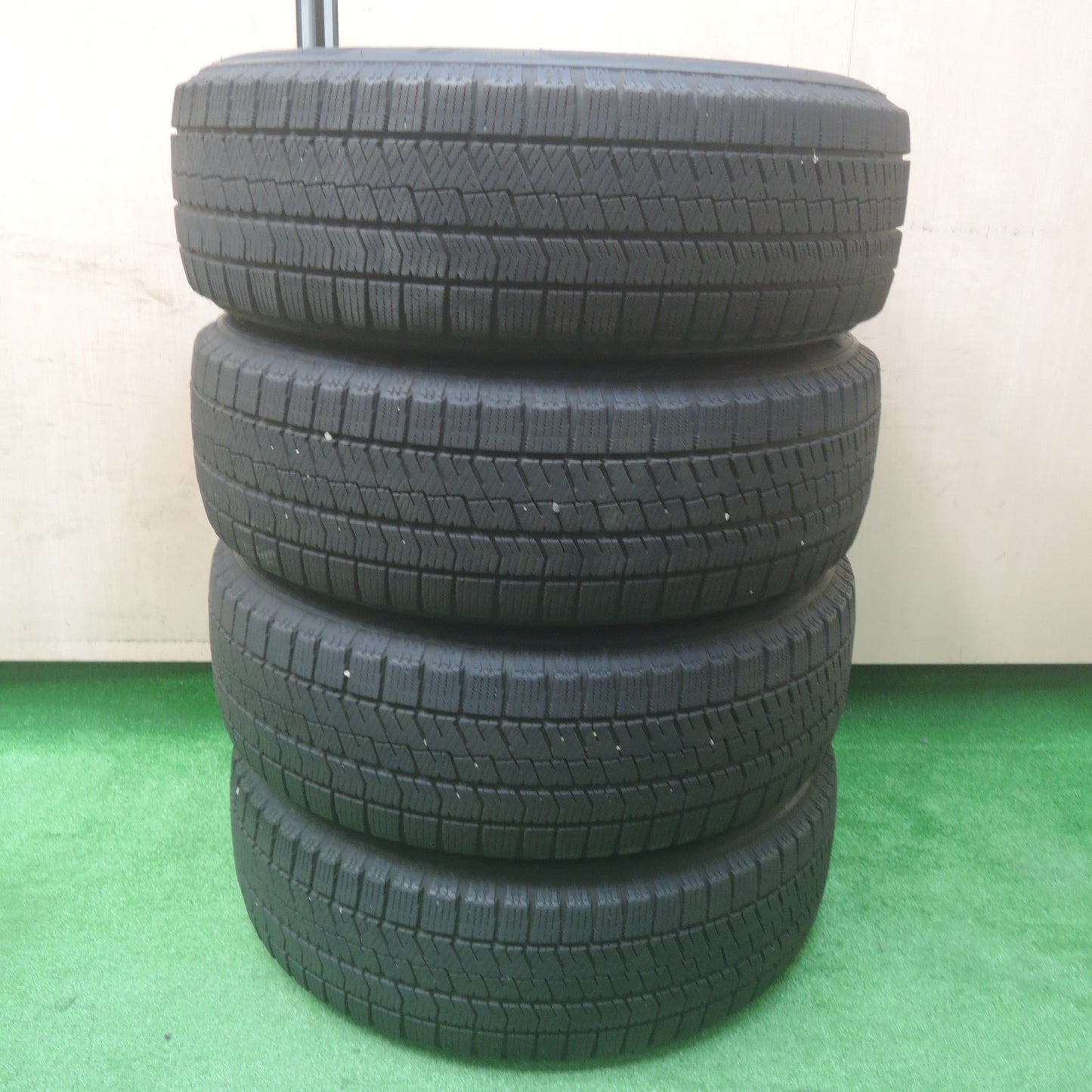 *送料無料*キレイ★プリウス 等 195/65R15 スタッドレス ブリヂストン ブリザック VRX2 AXEL アクセル 15インチ PCD100/5H★3112005SYス