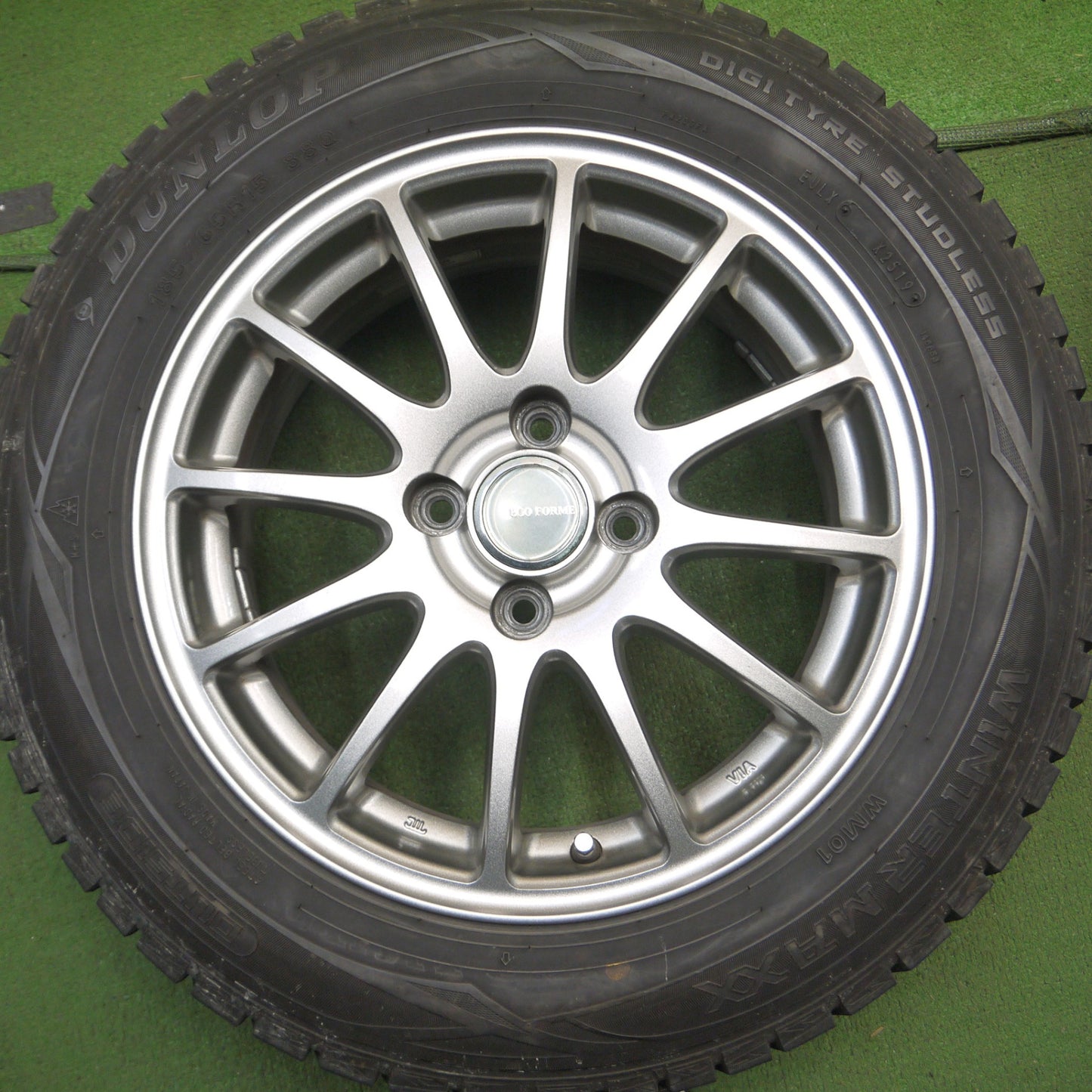 *送料無料* バリ溝！キレイ！9分★スタッドレス 185/65R15 ダンロップ ウインターマックス WM01 ECO FORME エコフォルム PCD100/4H★4022609Hス