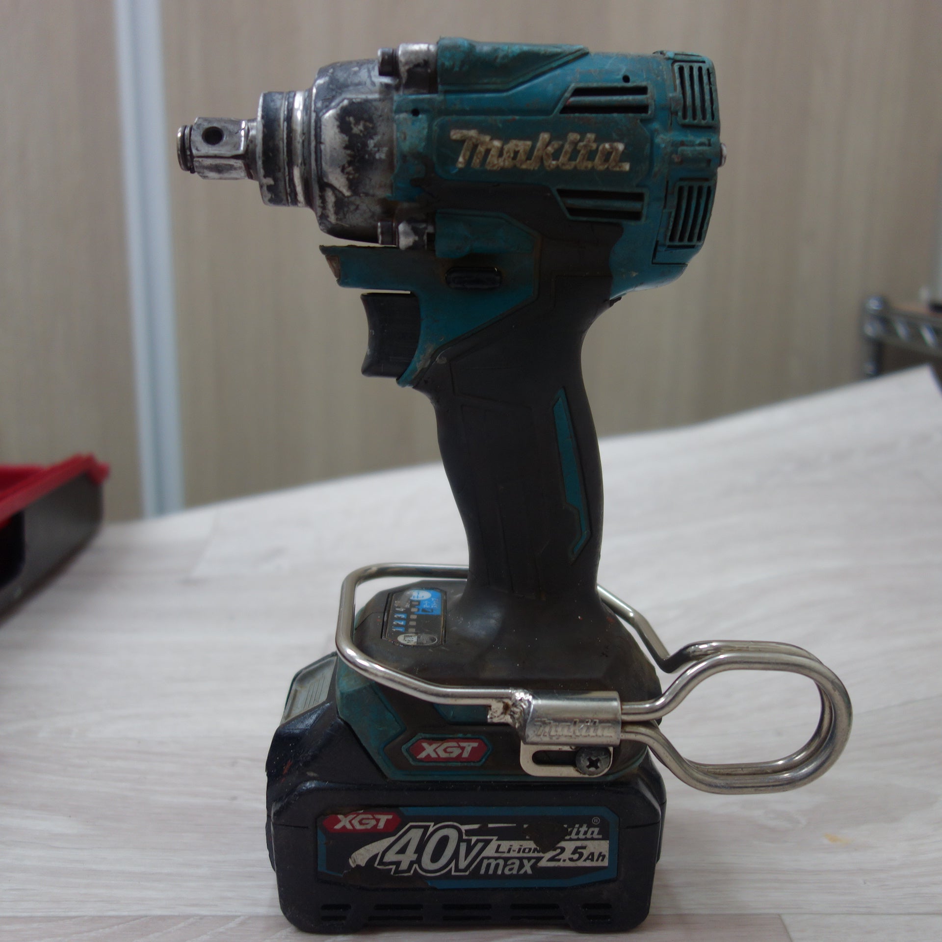 *送料無料*付属品付き☆マキタ 充電式 インパクトレンチ TW004GRDX 電動 工具 充電器 DC40RA makita☆