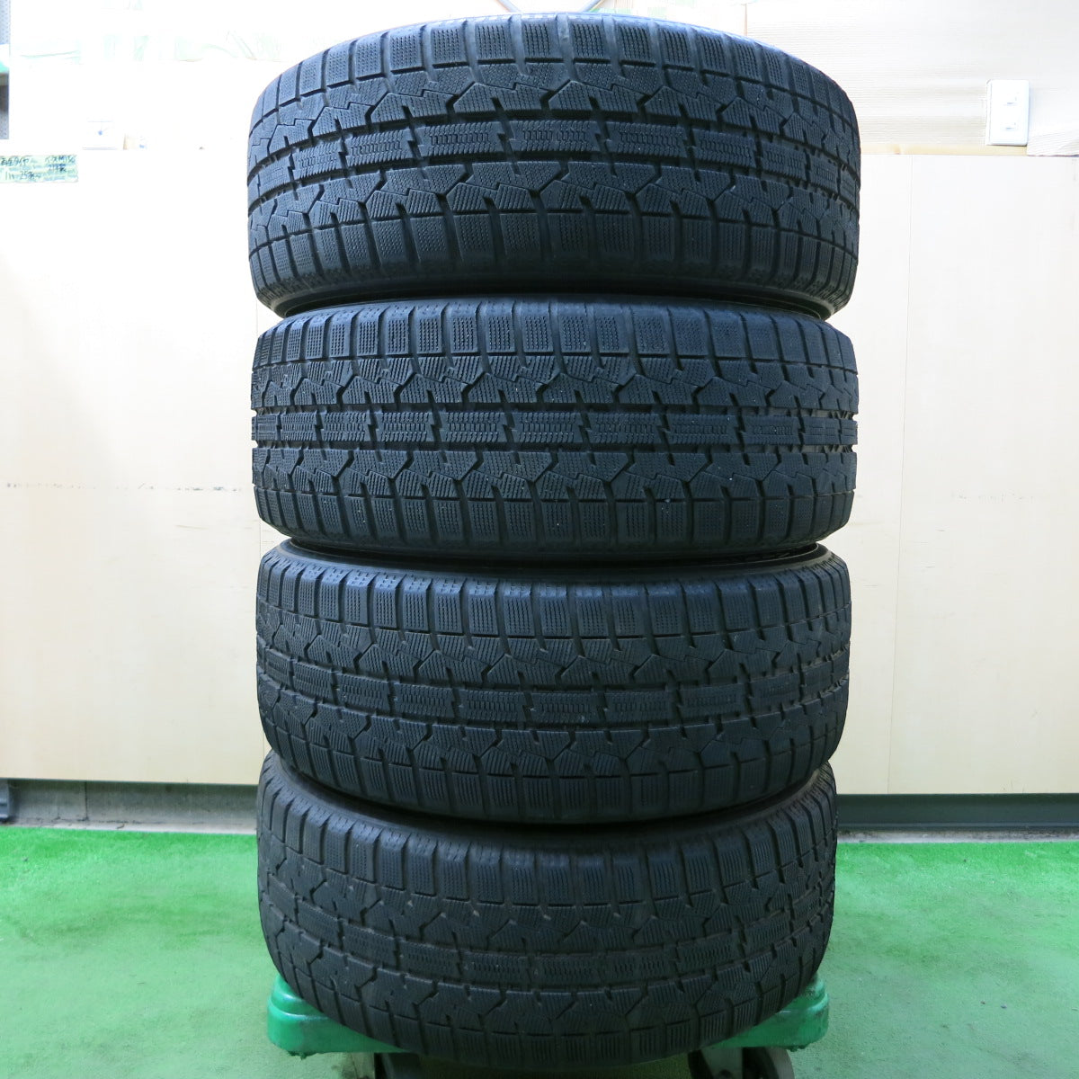 *送料無料*バリ溝！20年！9.5分★BMW 3シリーズ F30 純正 225/50R17 スタッドレス トーヨー ガリット GIZ 17インチ PCD120/5H★3102406イノ