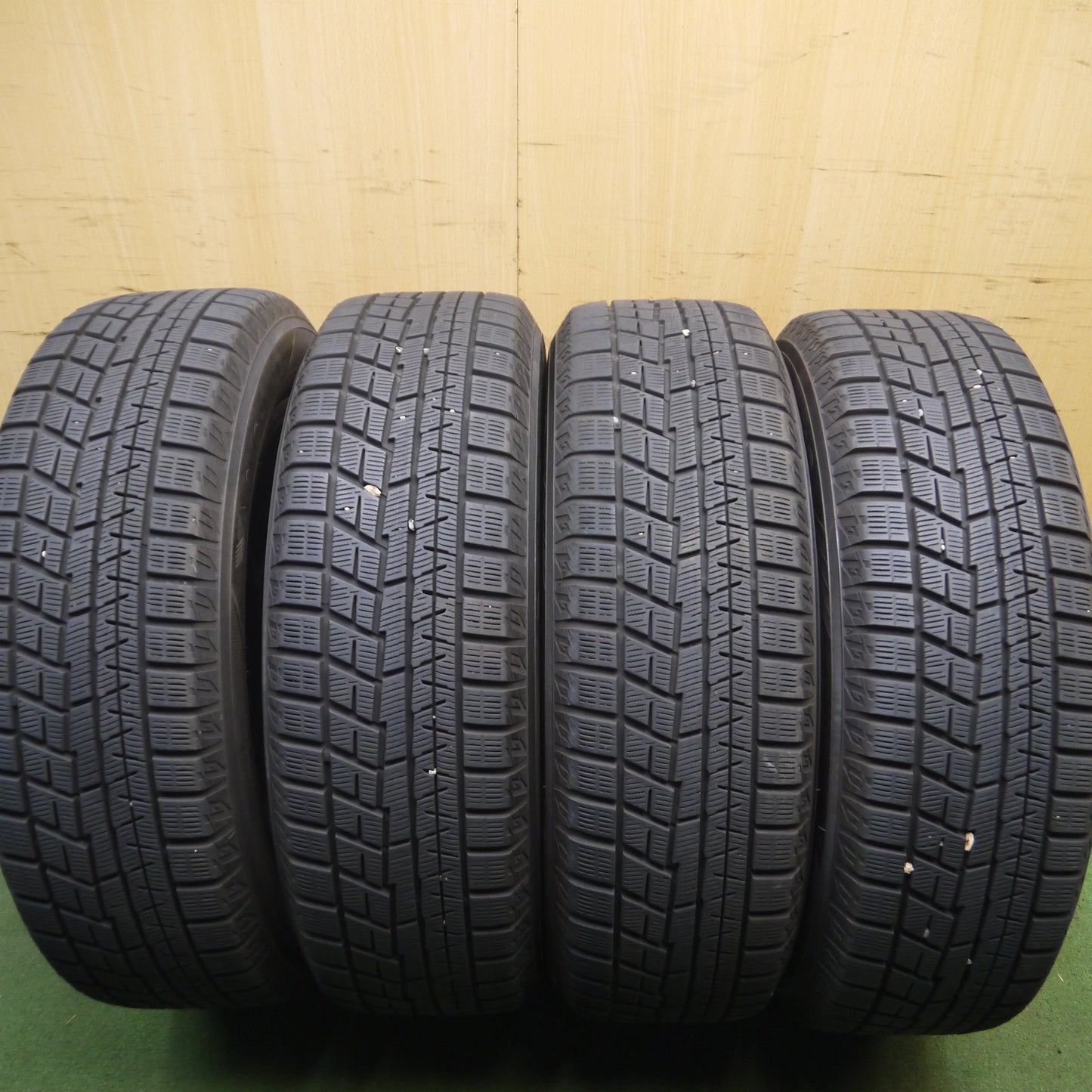 *送料無料*バリ溝！20年！キレイ！9.5分★ベンツ X247 GLB 純正 215/60R18 スタッドレス ヨコハマ アイスガード iG60 18インチ PCD112/5H★4012206Hス