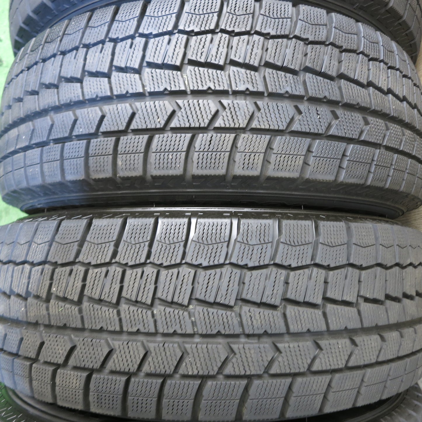 [送料無料]バリ溝！20年！キレイ！9.5分以上★スタッドレス 215/65R16 ダンロップ ウインターマックス WM02 LUTZ weds 16インチ PCD114.3/5H★3061401Hス