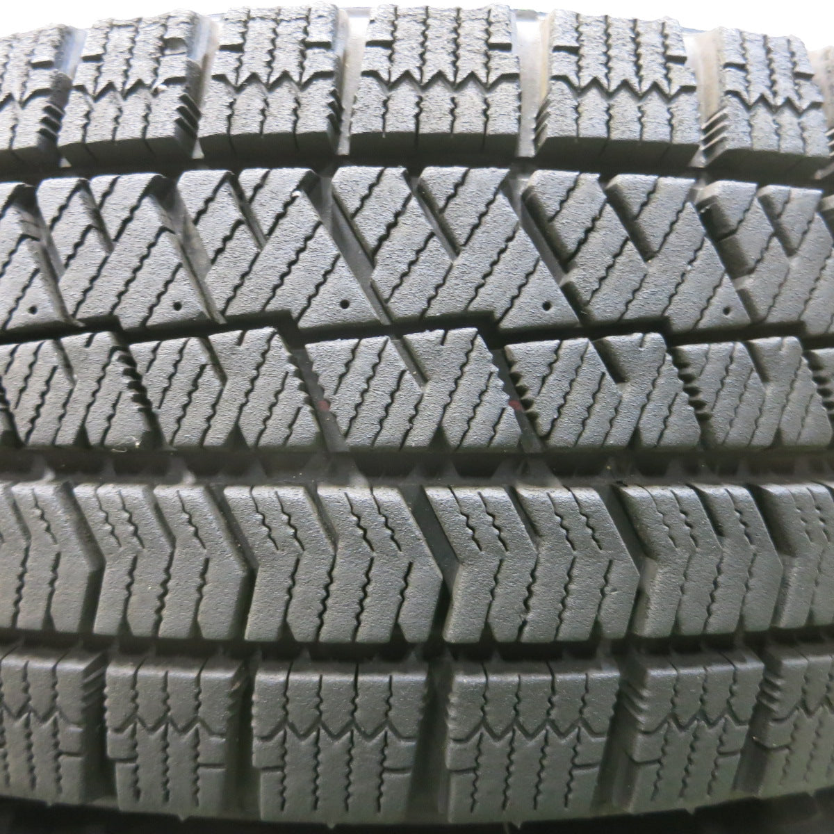 *送料無料*バリ溝！21年！キレイ！9分★スタッドレス 175/70R14 ブリヂストン ブリザック VRX2 JOKER ジョーカー 14インチ PCD100/4H★3102810イス