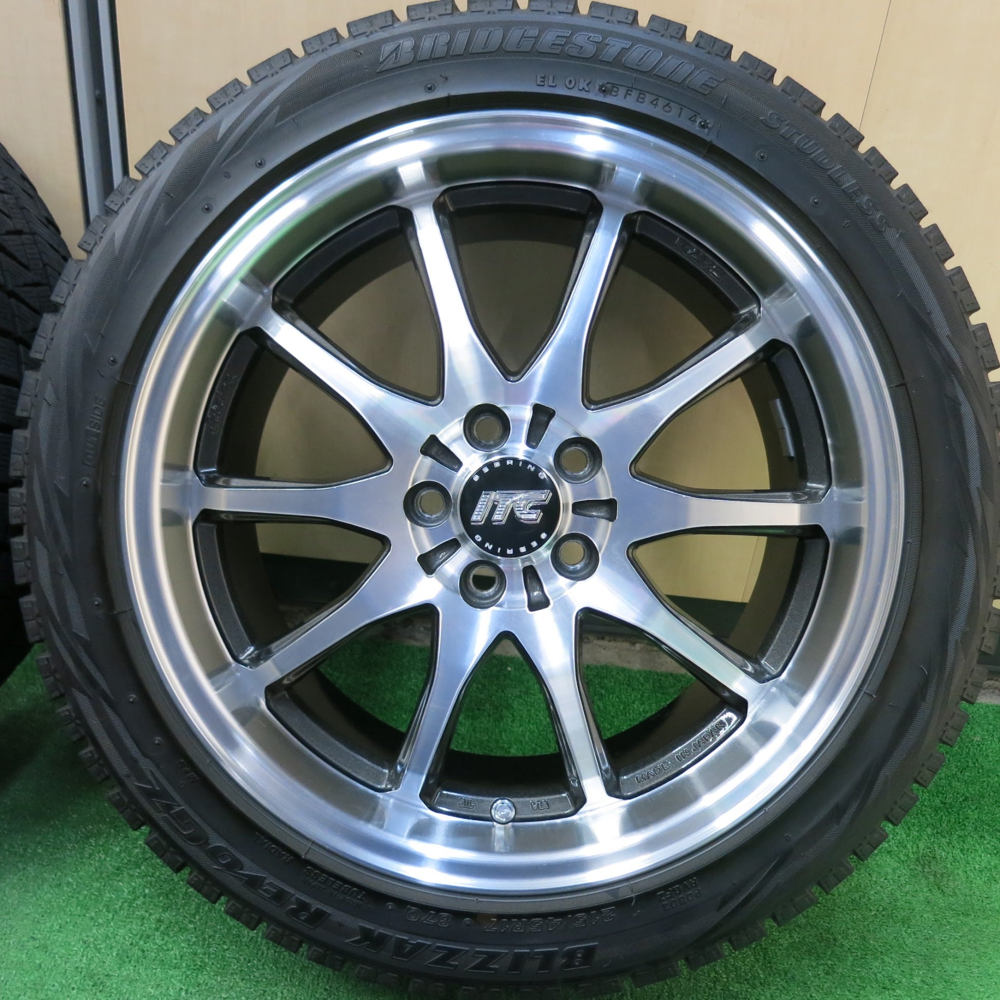 送料無料]バリ溝！キレイ！8.5分☆RAYS SEBRING ITC-ecort 215/45R17 スタッドレス ブリヂストン ブリザッ |  名古屋/岐阜の中古カー用品・工具の買取/販売ならガレージゲット