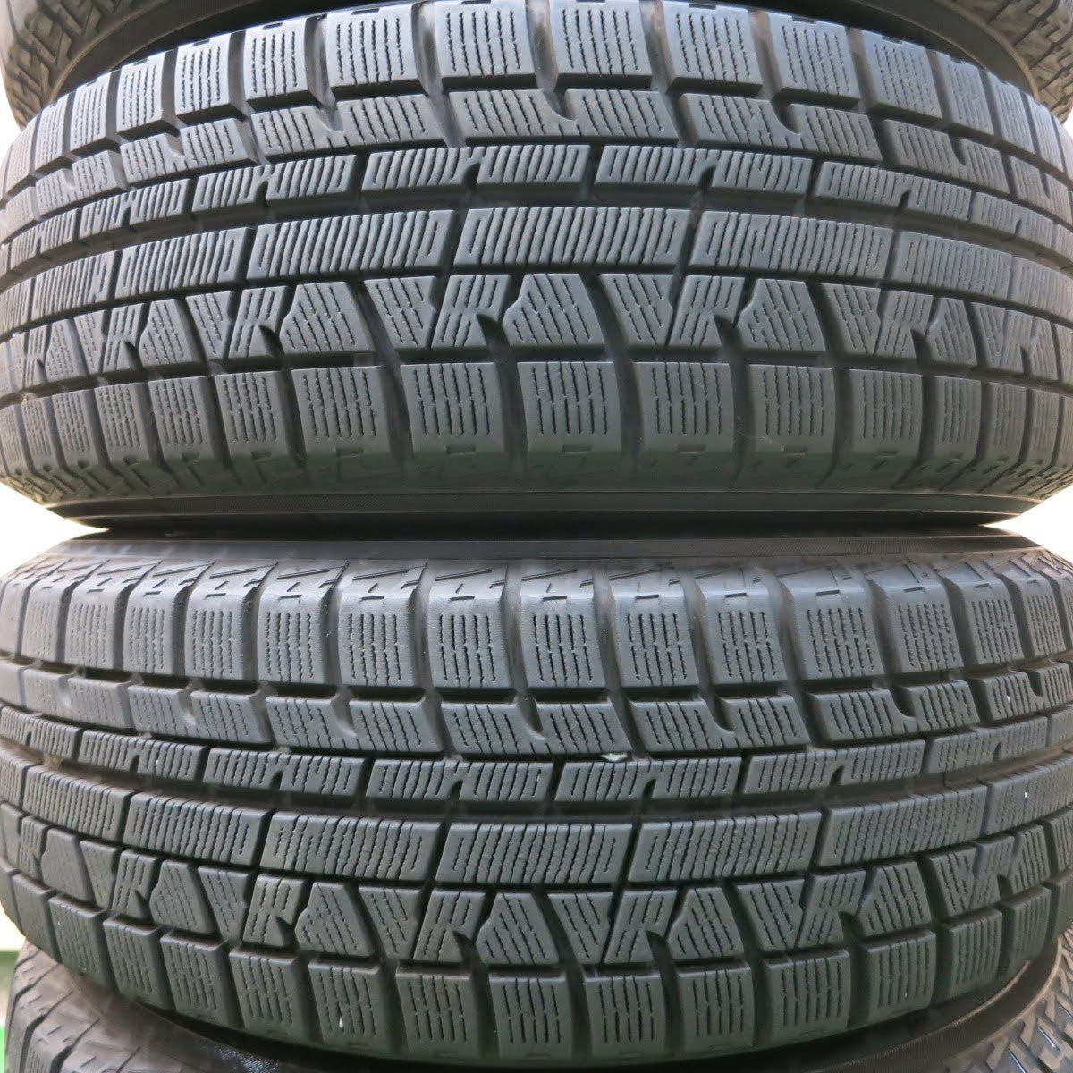 [送料無料]バリ溝！9.5分★スタッドレス 195/65R15 ヨコハマ アイスガード iG50 プラス スチール ホイール 15インチ PCD114.3/5H★3082803イス