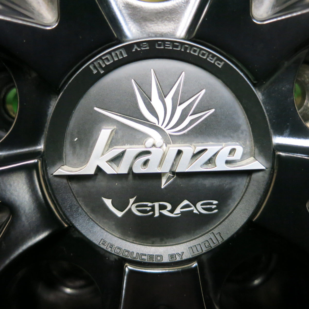 *送料無料*バリ溝！20年！美品！9.5分★kranze VERAE 225/55R19 スタッドレス ブリヂストン ブリザック DM-V3 クレンツェ PCD114.3/5H★3121501イス