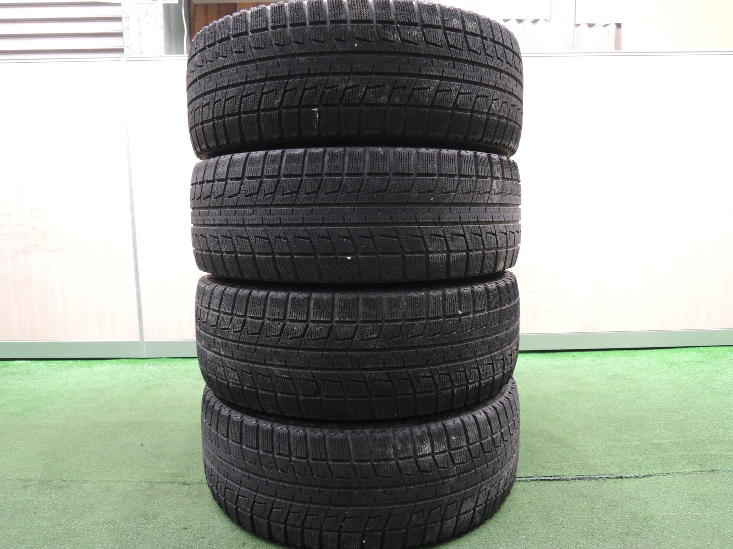 *送料無料*4本価格★LEONIS CX weds 225/45R18 スタッドレス ブリヂストン ブリザック REVO2 レオニス PCD114.3/5H★3112509HAス