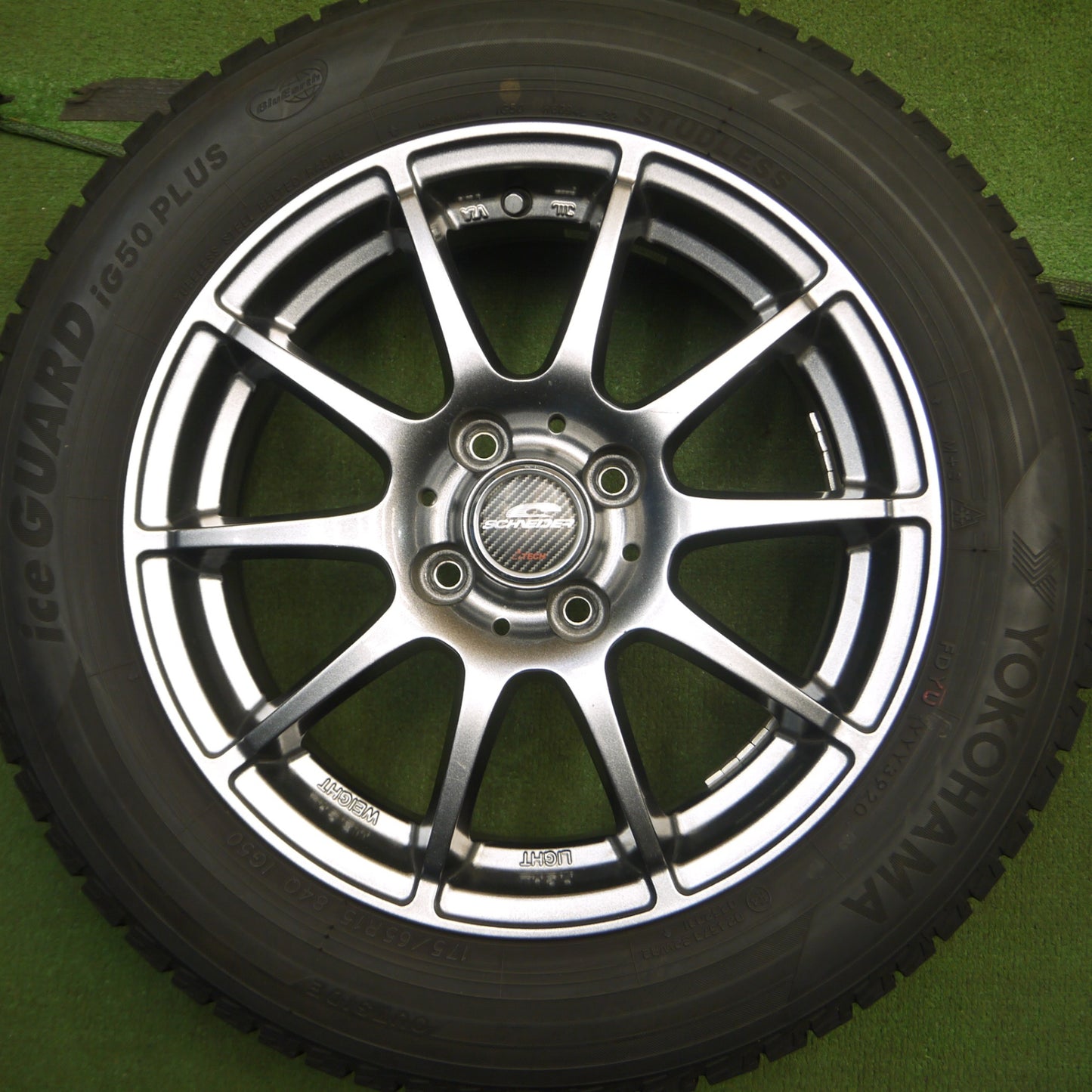 *送料無料* バリ溝！20年！キレイ！9.5分★スタッドレス 175/65R15 ヨコハマ アイスガード iG50 プラス SCHNEIDER シュナイダー 15インチ PCD100/4H★4021606Hス