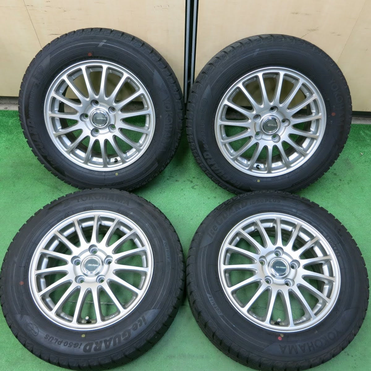 [送料無料]バリ溝！19年！キレイ！9分★スタッドレス 195/65R15 ヨコハマ アイスガード iG50 プラス ECO FORME エコフォルム 15インチ PCD114.3/5H★3080308イス