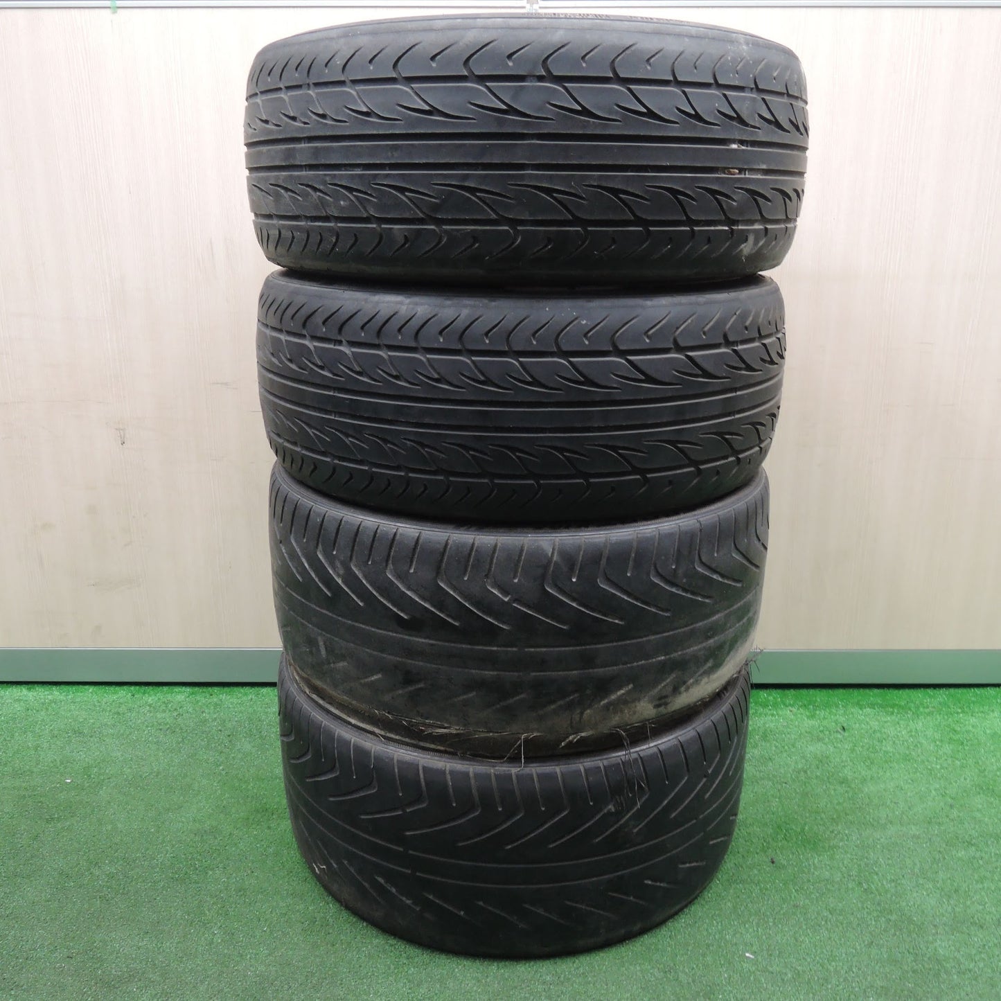 [送料無料]4本価格★LUFT BAHN 225/35R19 265/30R19 ダンロップ LEMANS LM702 ベンタス スポーツ K104 ルフトバーン 19インチ PCD114.3/5H★3110905SYノ