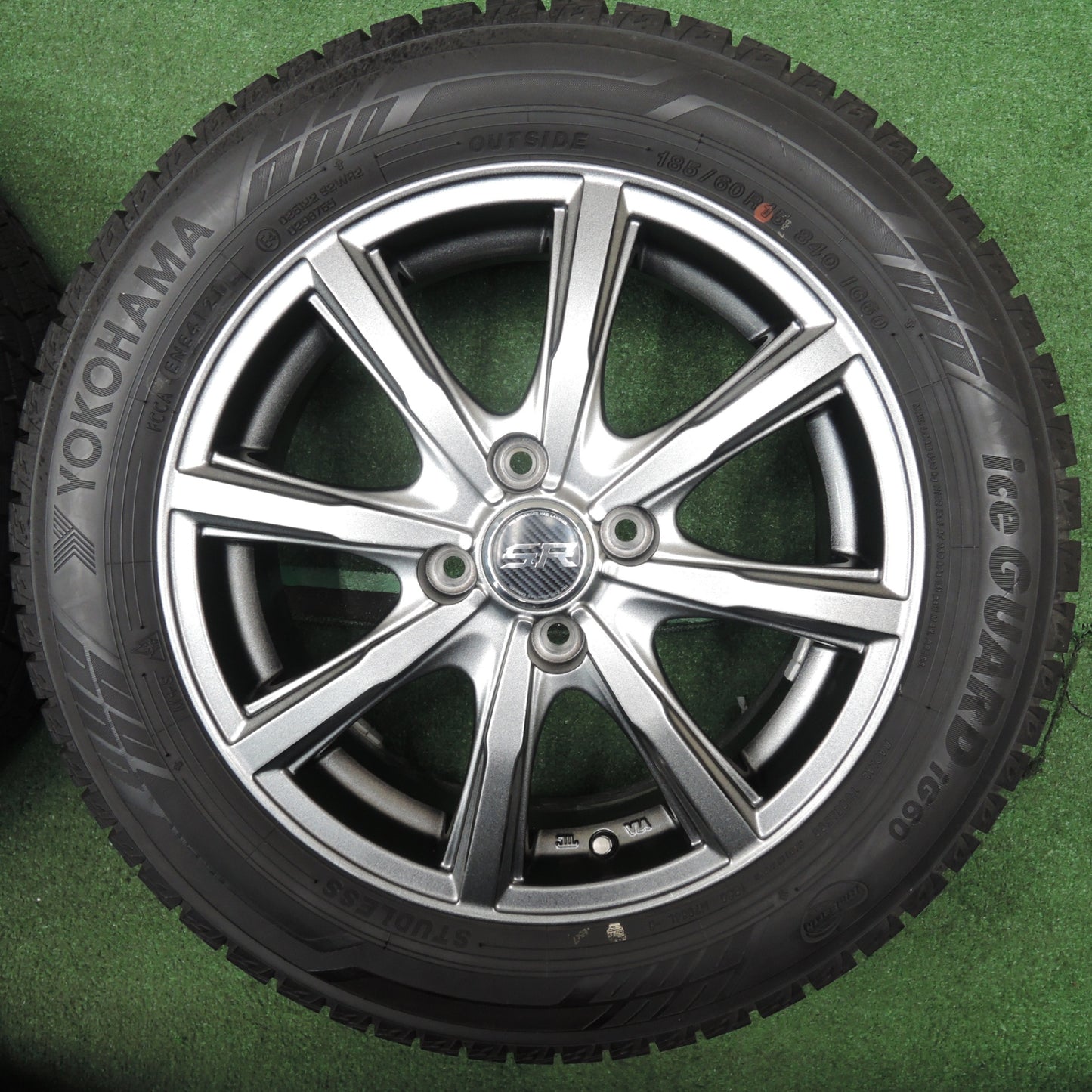 *送料無料* バリ溝！21年！キレイ！9.5分★スタッドレス 185/60R15 ヨコハマ アイスガード iG60 STRANGER ストレンジャー 15インチ PCD100/4H★4021610NJス