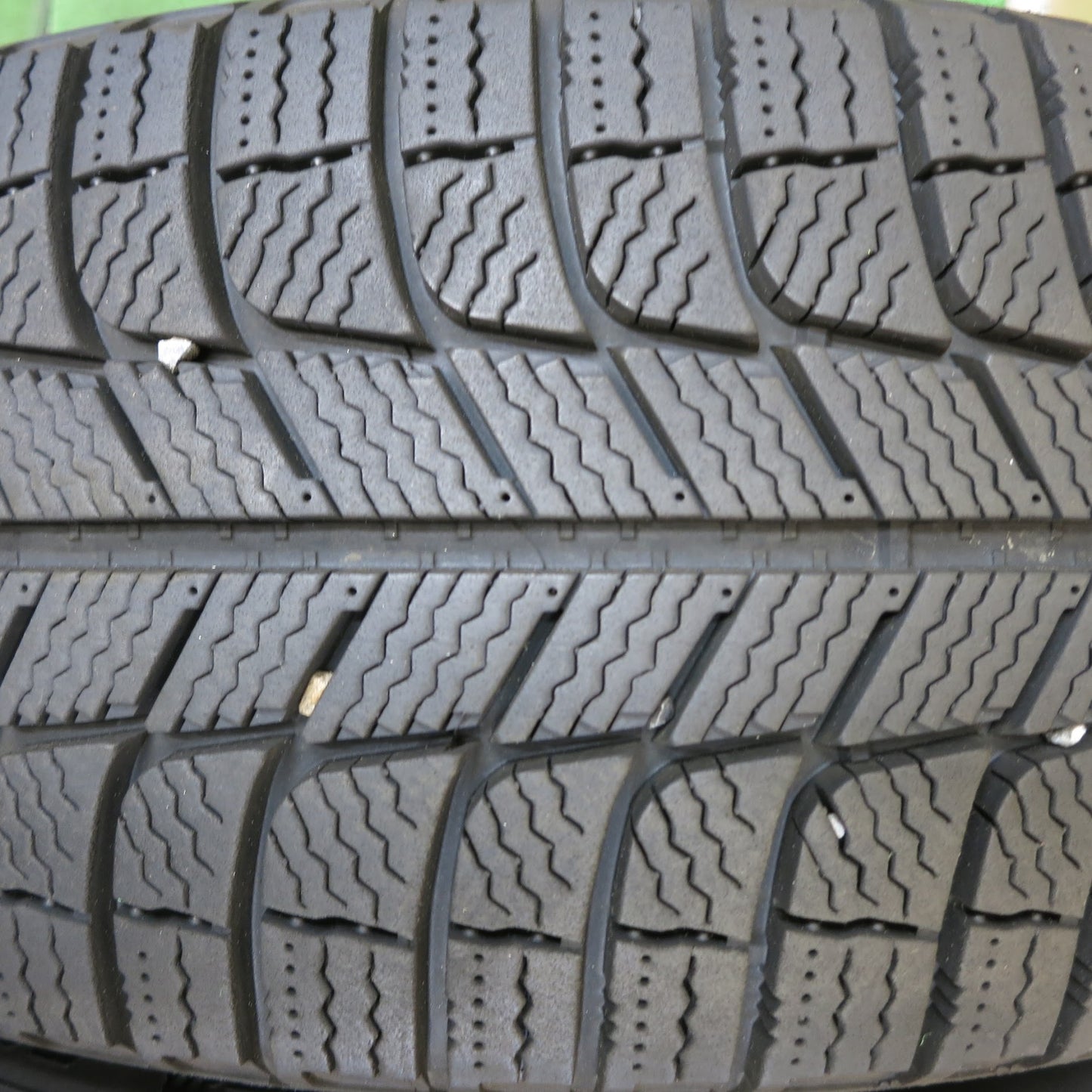 [送料無料]バリ溝！19年！キレイ！9.5分★スタッドレス 215/65R16 ミシュラン X-ICE3+ Claire クレール インターミラノ 16インチ PCD114.3/5H★3061908Hス