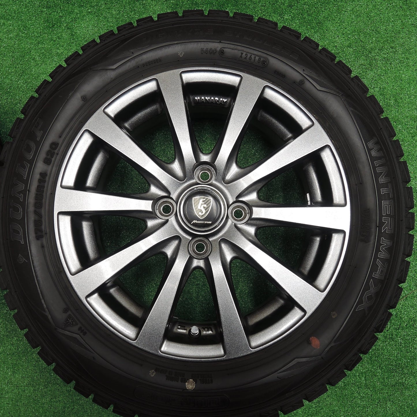 [送料無料]バリ溝！キレイ！9.5分以上★スタッドレス 175/65R14 ダンロップ ウインターマックス WM01 MANARAY SPORT マナレイ 14インチ PCD100/4H★3072405IHス