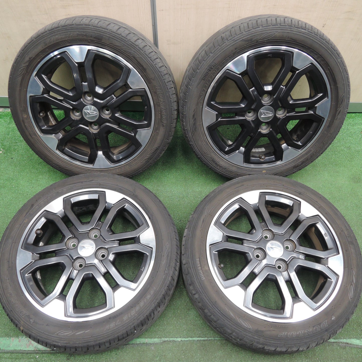 *送料無料* バリ溝！21年！キレイ！8.5分★ダイハツ LA700S ウェイク 純正 165/55R15 ダンロップ EC202 15インチ PCD100/4H★4021709HAノ