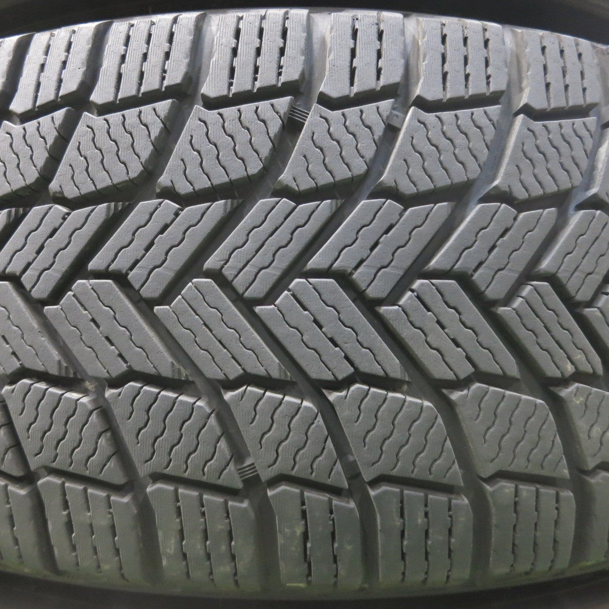 *送料無料* 超バリ溝！22年！キレイ！9.5分以上★スタッドレス 225/65R17 ミシュラン X-ICE SNOW SUV VELVA SPORTZ ヴェルヴァ PCD114.3/5H★4022001イス