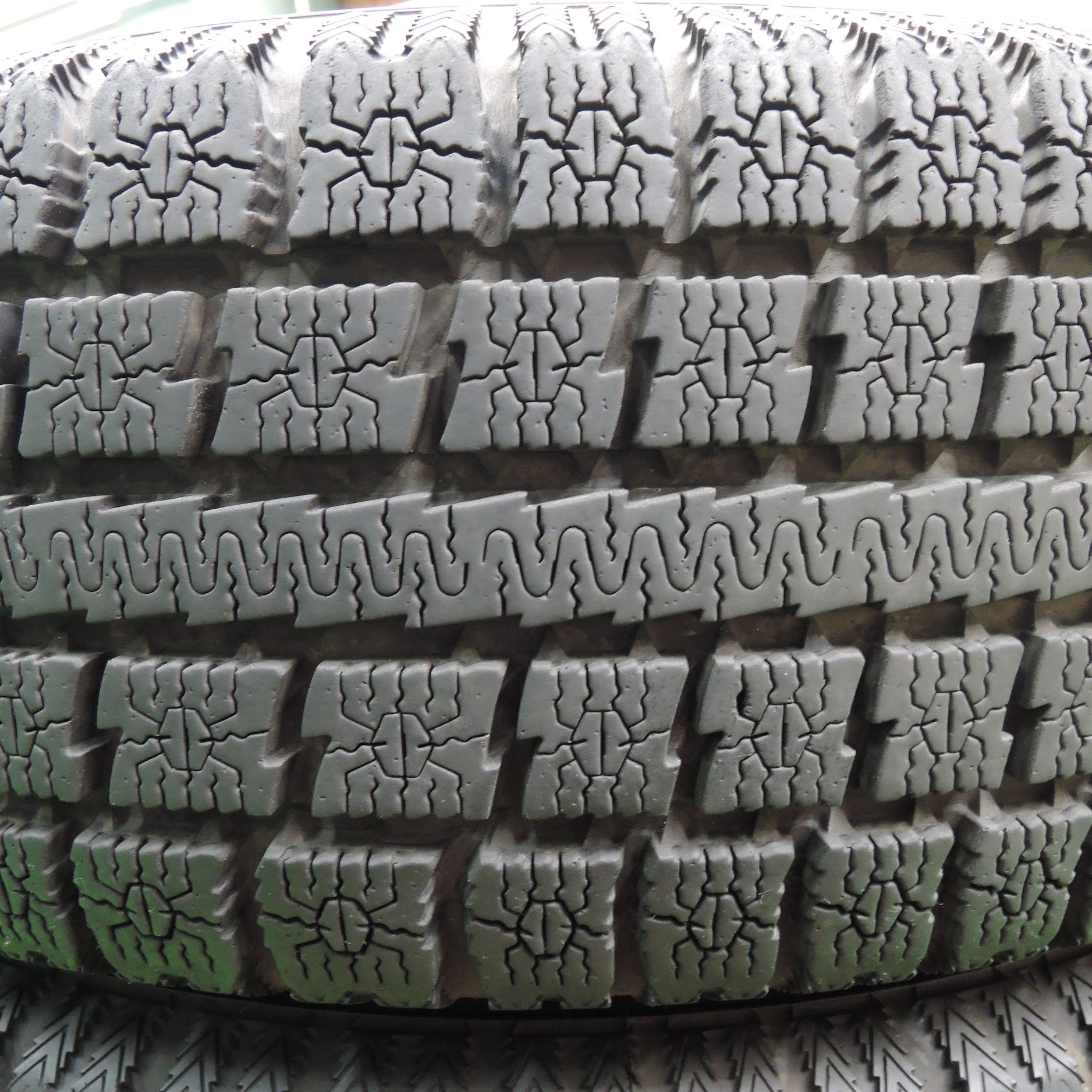 送料無料]4本価格☆ホンダ フリード 純正 185/65R15