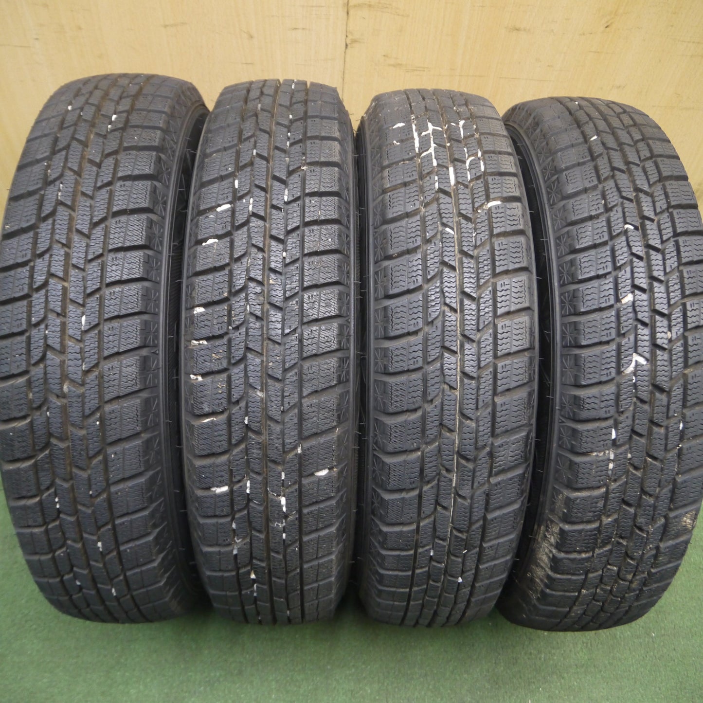 *送料無料* バリ溝！キレイ！ほぼ10分★スタッドレス 145/80R13 グッドイヤー アイスナビ6 Slh 社外 アルミ 13インチ PCD100/4H★4021406Hス