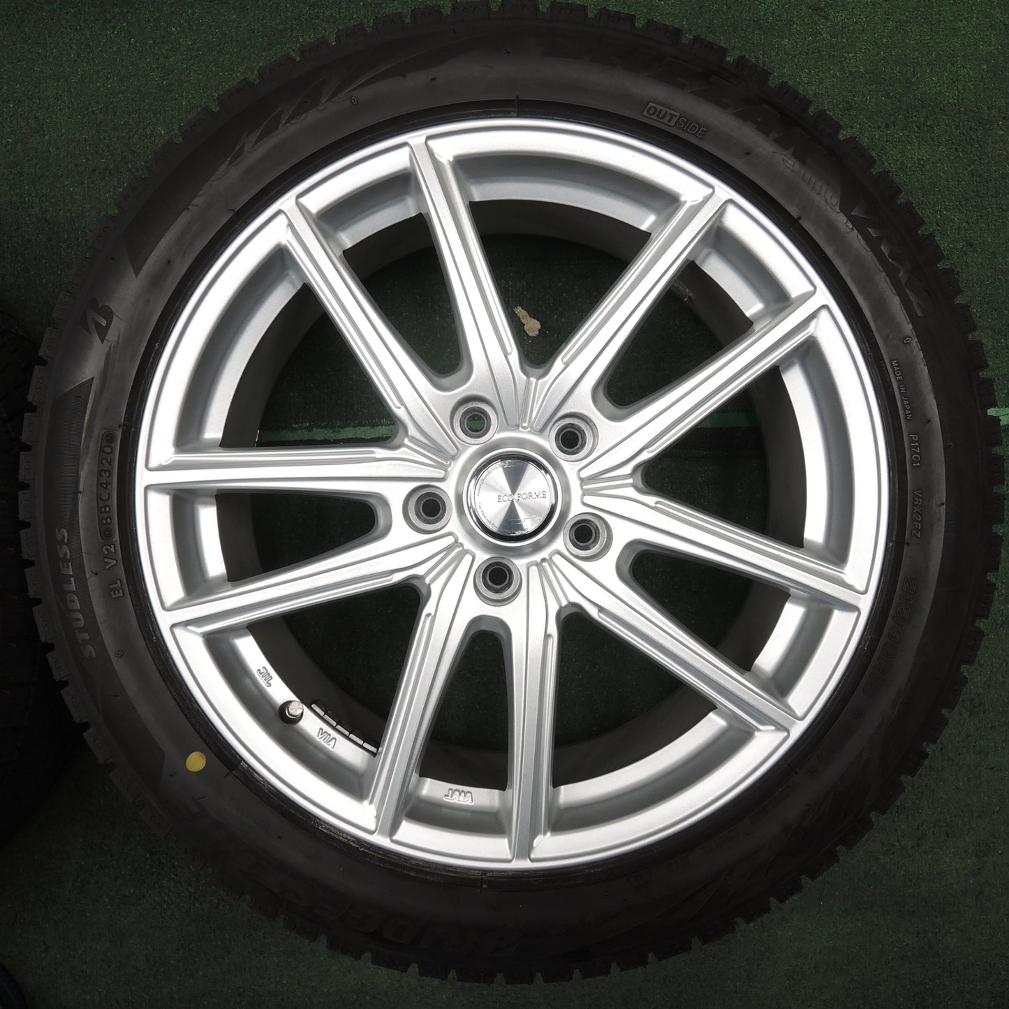 *送料無料* バリ溝！20年！キレイ！ほぼ10分★スタッドレス 215/50R18 ブリヂストン ブリザック VRX2 ECO FORME エコフォルム 18インチ PCD114.3/5H★4030803NJス