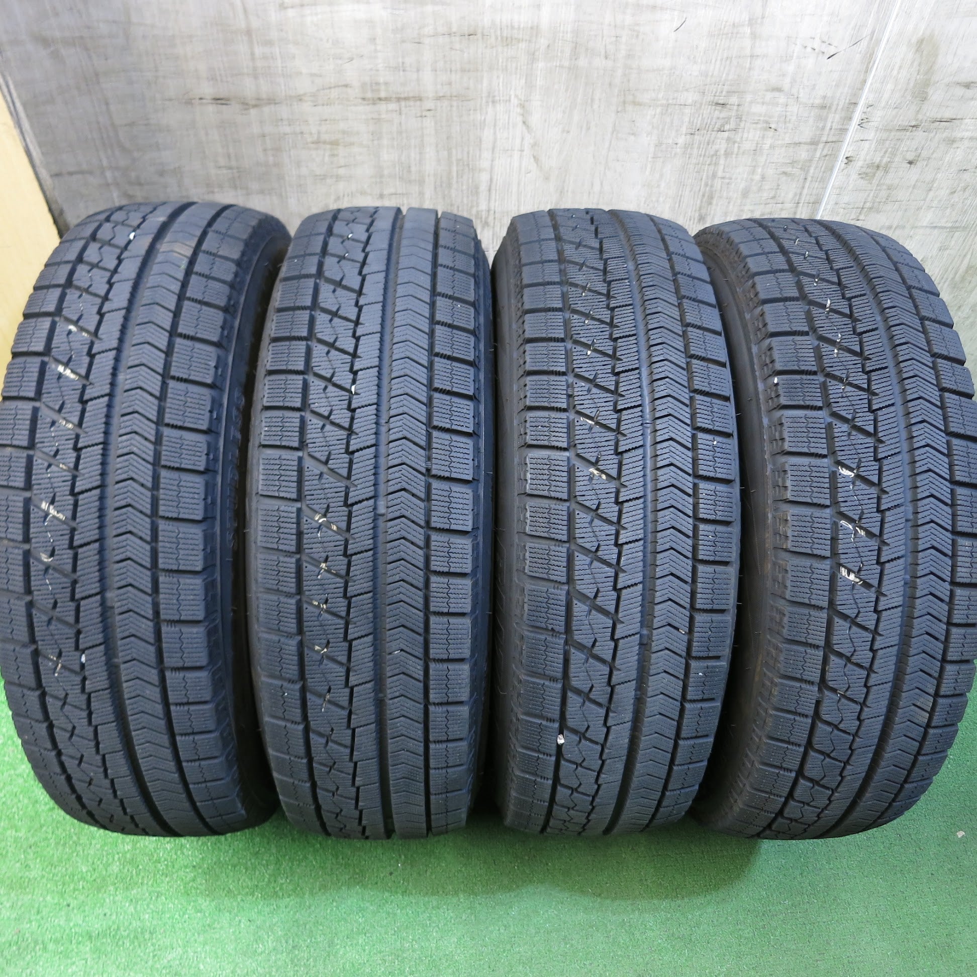 送料無料]バリ溝！19年！キレイ！9.5分☆スタッドレス 185/70R14 ブリヂストン ブリザック VRX PREO 社外 アルミ 1 |  名古屋/岐阜の中古カー用品・工具の買取/販売ならガレージゲット