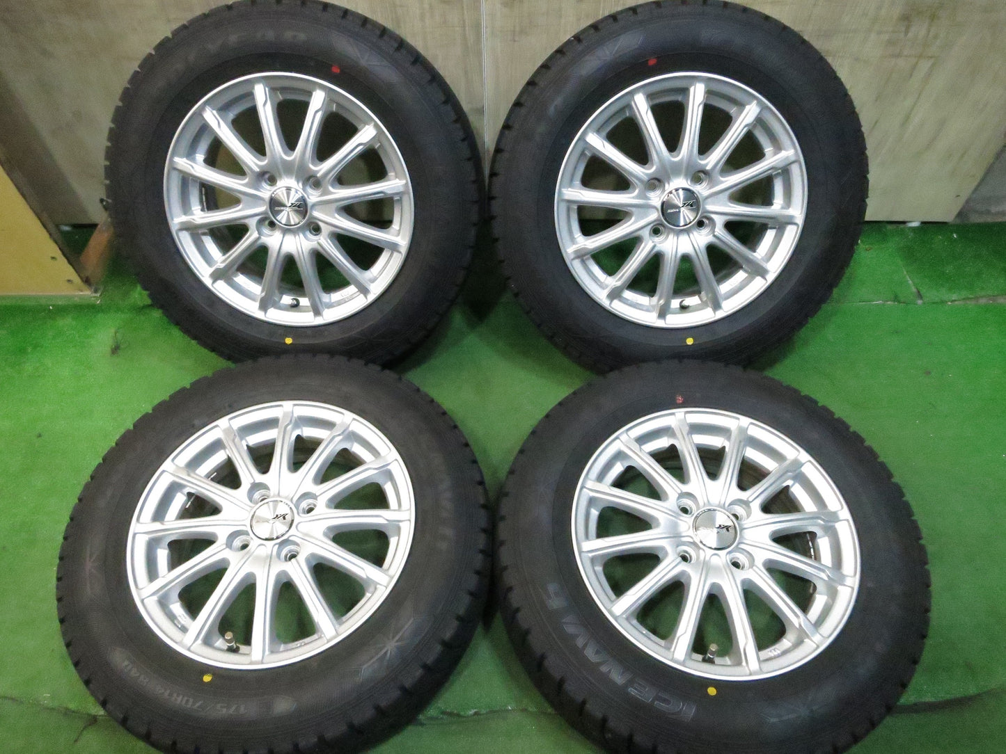 [送料無料]バリ溝！19年！キレイ！ほぼ10分★スタッドレス 175/70R14 グッドイヤー アイスナビ6 ENCOUGAR エンクーガー 14インチ PCD100/4H★3021005Hス