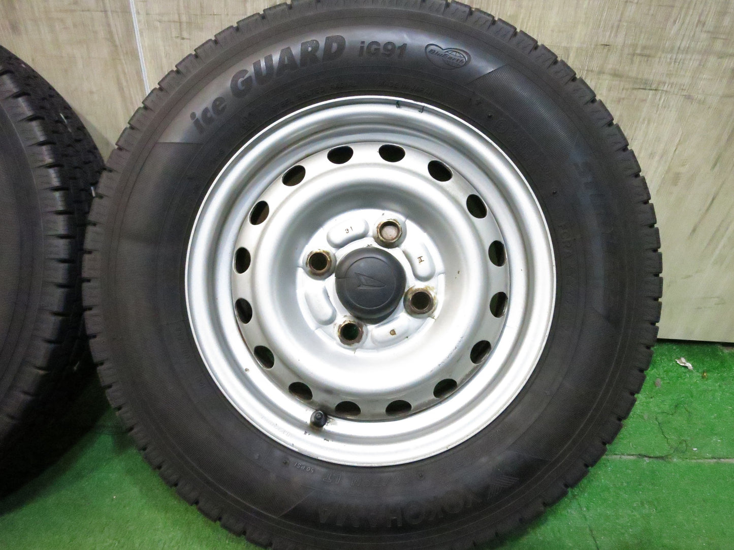 [送料無料]バリ溝！19年！ほぼ10分★ダイハツ 純正 スチール 145/80R12 80/78N 145R12 8PR スタッドレス ヨコハマ iG91 ブリヂストン VL1 PCD100/4H★3022013Hス