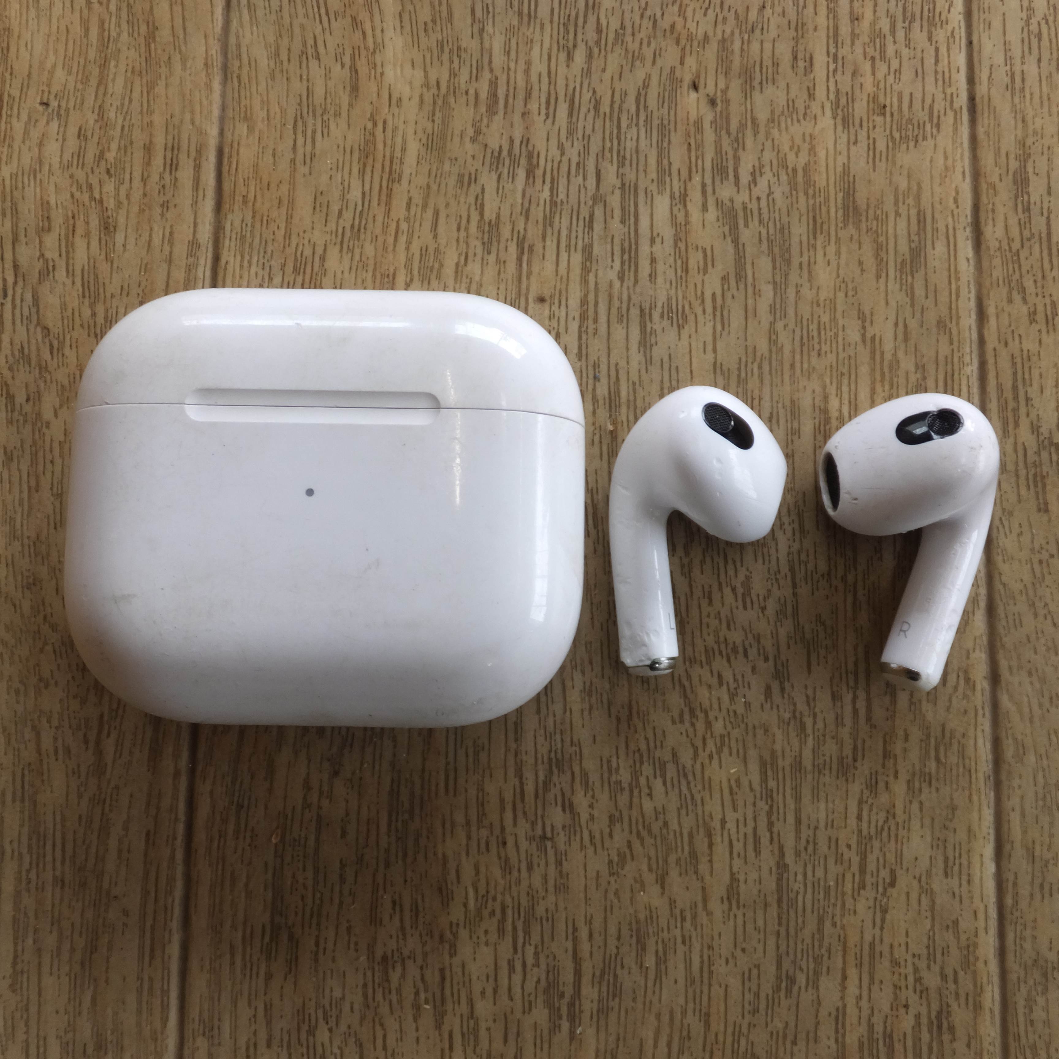 24時間以内発送 AirPods 第三世代（充電ケース）のみ A2566 通販