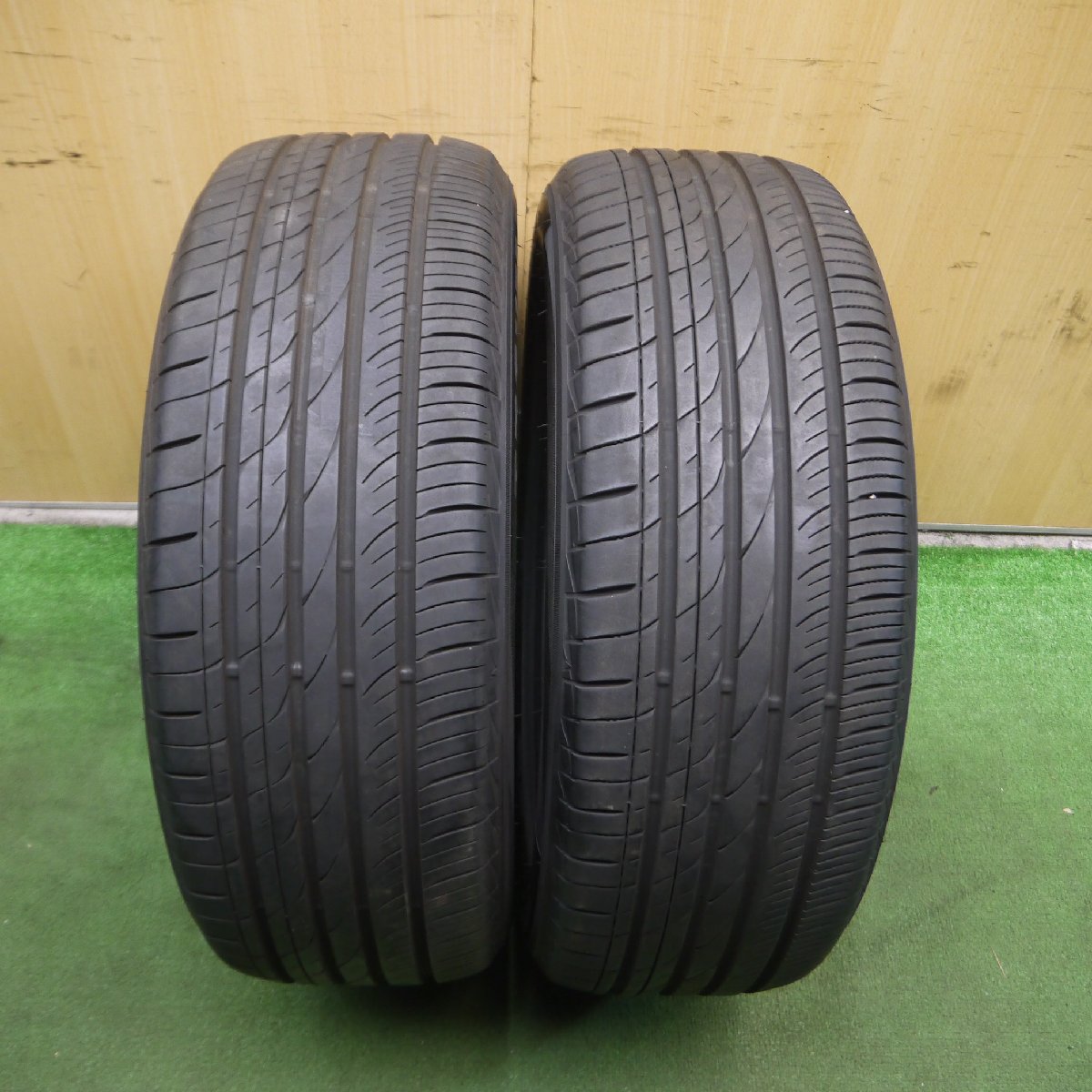 バリ溝！ 225/55R18 トーヨータイヤ CL1 SUV 2022年製 3本パターン 