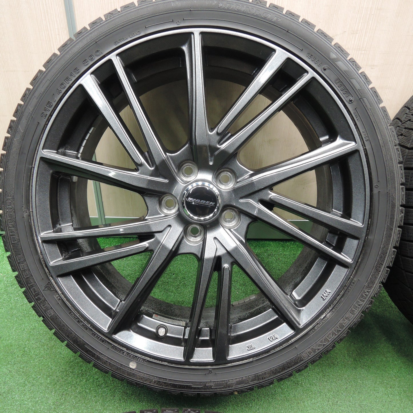 *送料無料*バリ溝！21年！キレイ！9.5分★スタッドレス 215/40R18 ダンロップ ウインターマックス03 WAREN ヴァーレン 18インチ PCD100/5H★3121313TNス