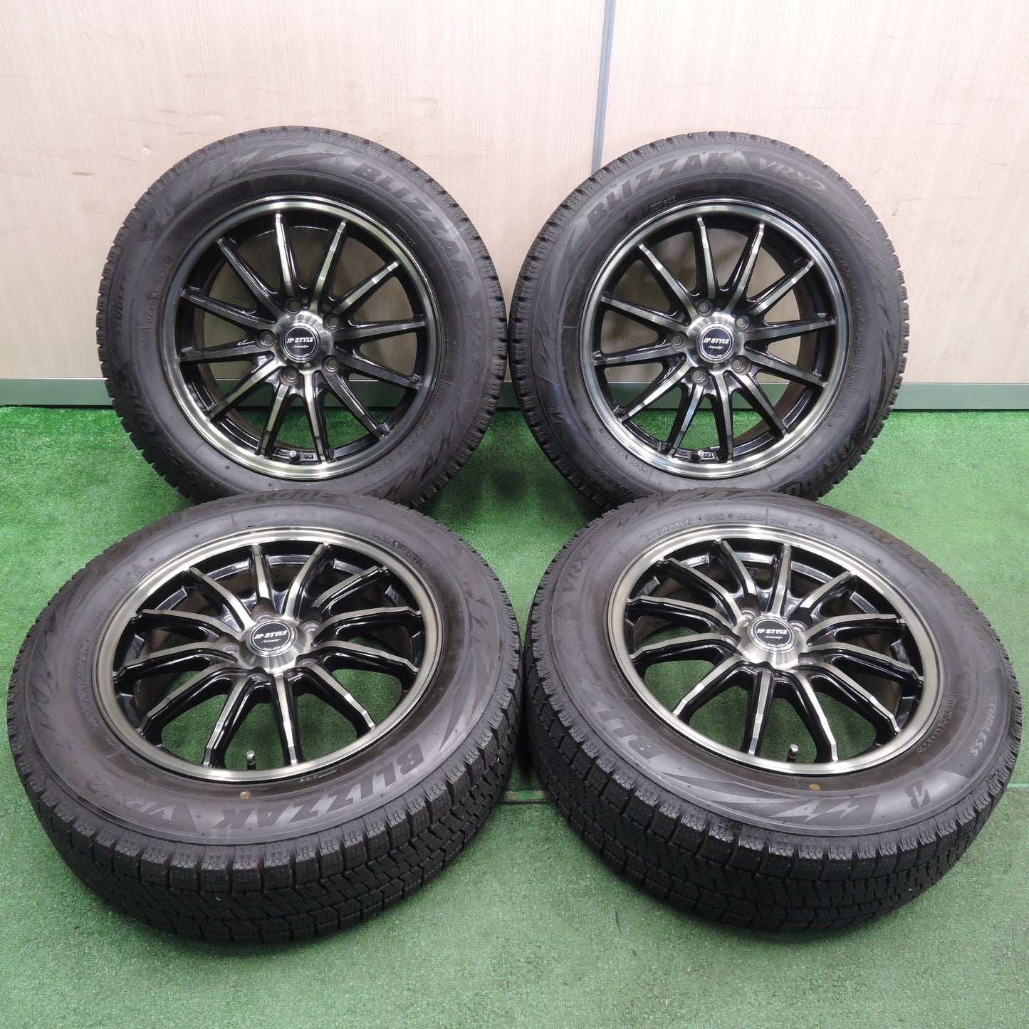 *送料無料*超バリ溝！22年！キレイ！ほぼ10分★スタッドレス 205/60R16 ブリヂストン ブリザック VRX2 JP STYLE Vercely MONZA PCD114.3/5H★3120303NJス