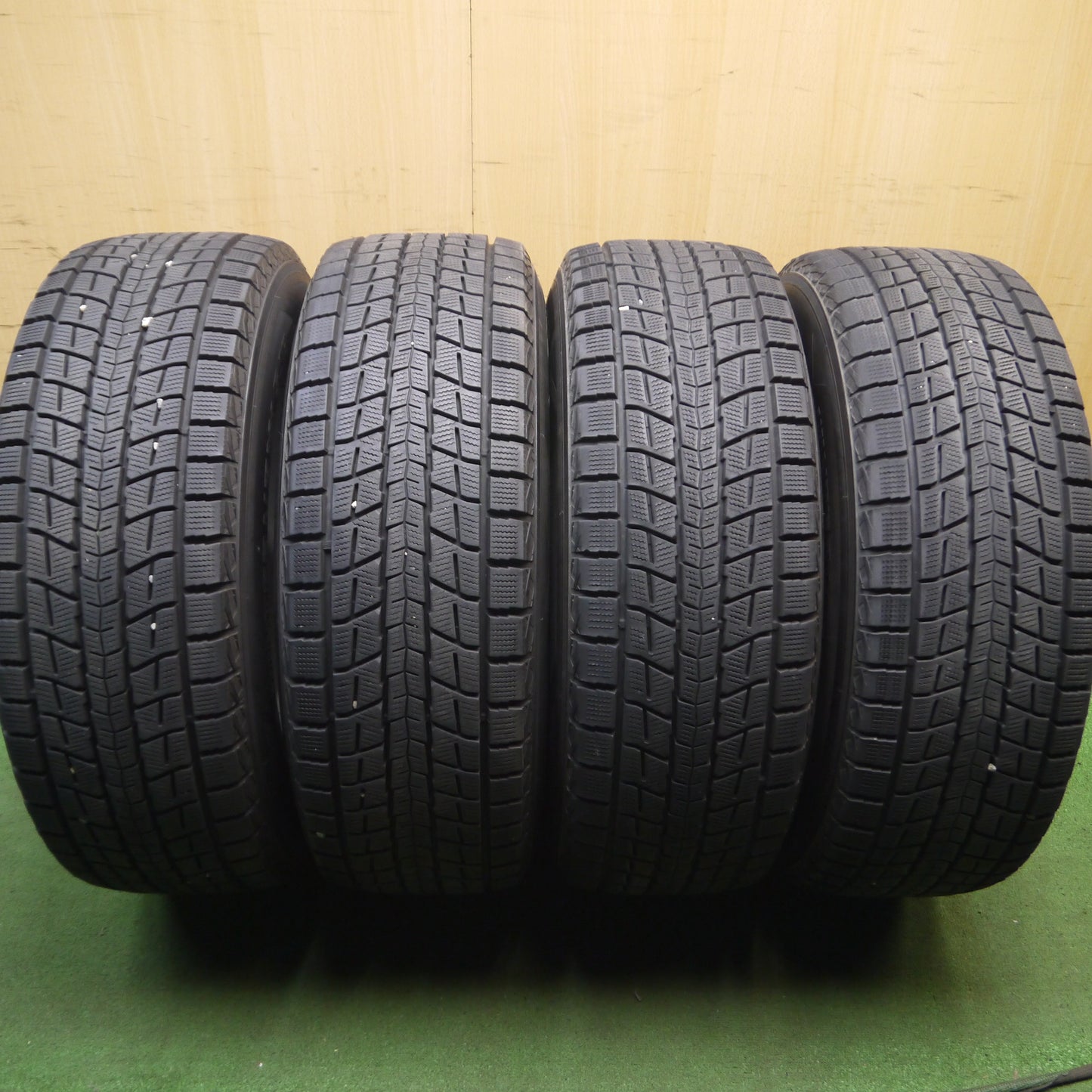 *送料無料*バリ溝！キレイ！9.5分★ランクル等 KEELER 265/65R17 スタッドレス ダンロップ ウインターマックス SJ8 KEELER キーラー 17インチ PCD139.7/6H★3121806Hス