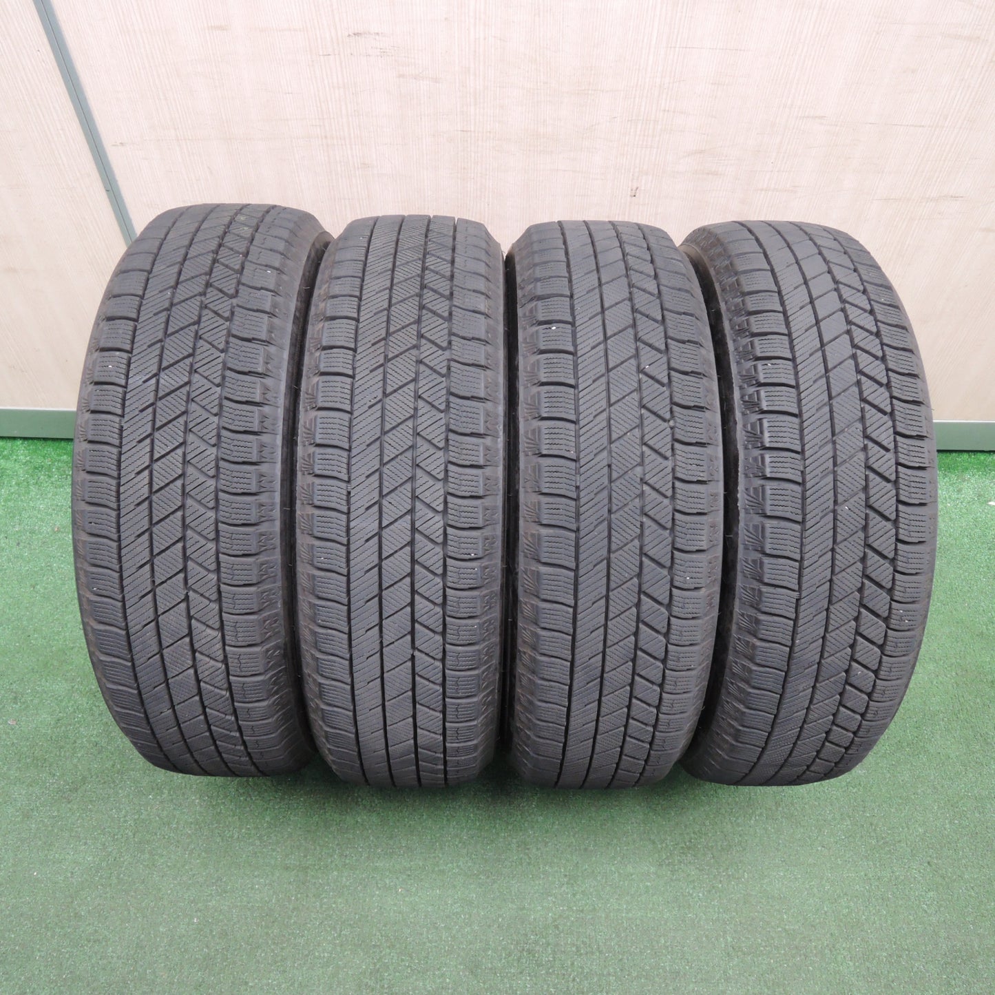 *送料無料* バリ溝！21年！キレイ！9.5分★スタッドレス 165/60R14 ブリヂストン ブリザック VRX3 CVW 社外 アルミ 14インチ PCD100/4H★4022201TNス