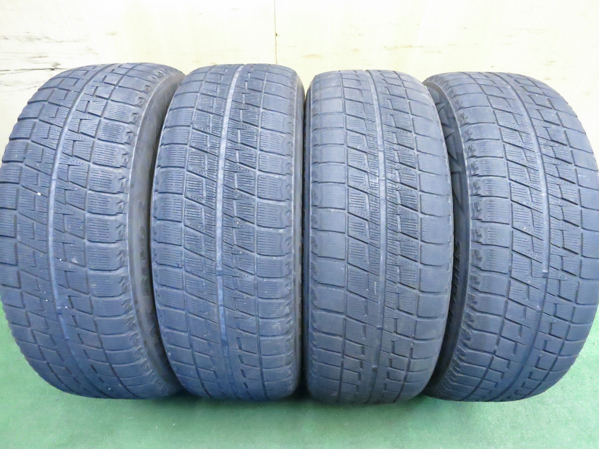 送料無料]4本価格☆トヨタ 20系 アルファード ヴェルファイア 純正 215/60R17 スタッドレス ブリヂストン ブリザック REV |  名古屋/岐阜の中古カー用品・工具の買取/販売ならガレージゲット