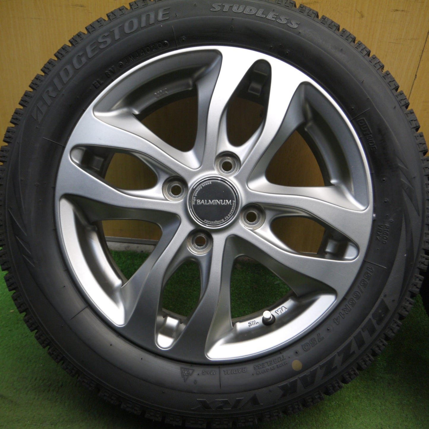 *送料無料*バリ溝！20年！キレイ！9分★スタッドレス 155/65R14 ブリヂストン ブリザック VRX BALMINUM バルミナ 14インチ PCD100/4H★4013011Hス