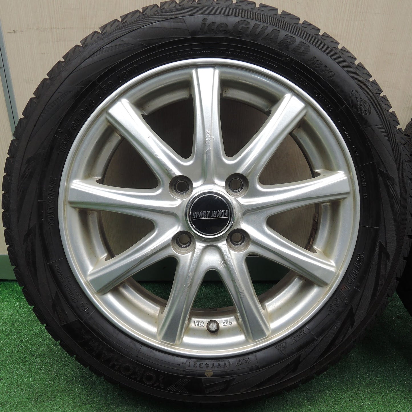 [送料無料]バリ溝！21年！ほぼ10分★スタッドレス 155/65R14 ヨコハマ アイスガード iG70 SPORT RUOTA 14インチ PCD100/4H★3111807HAス