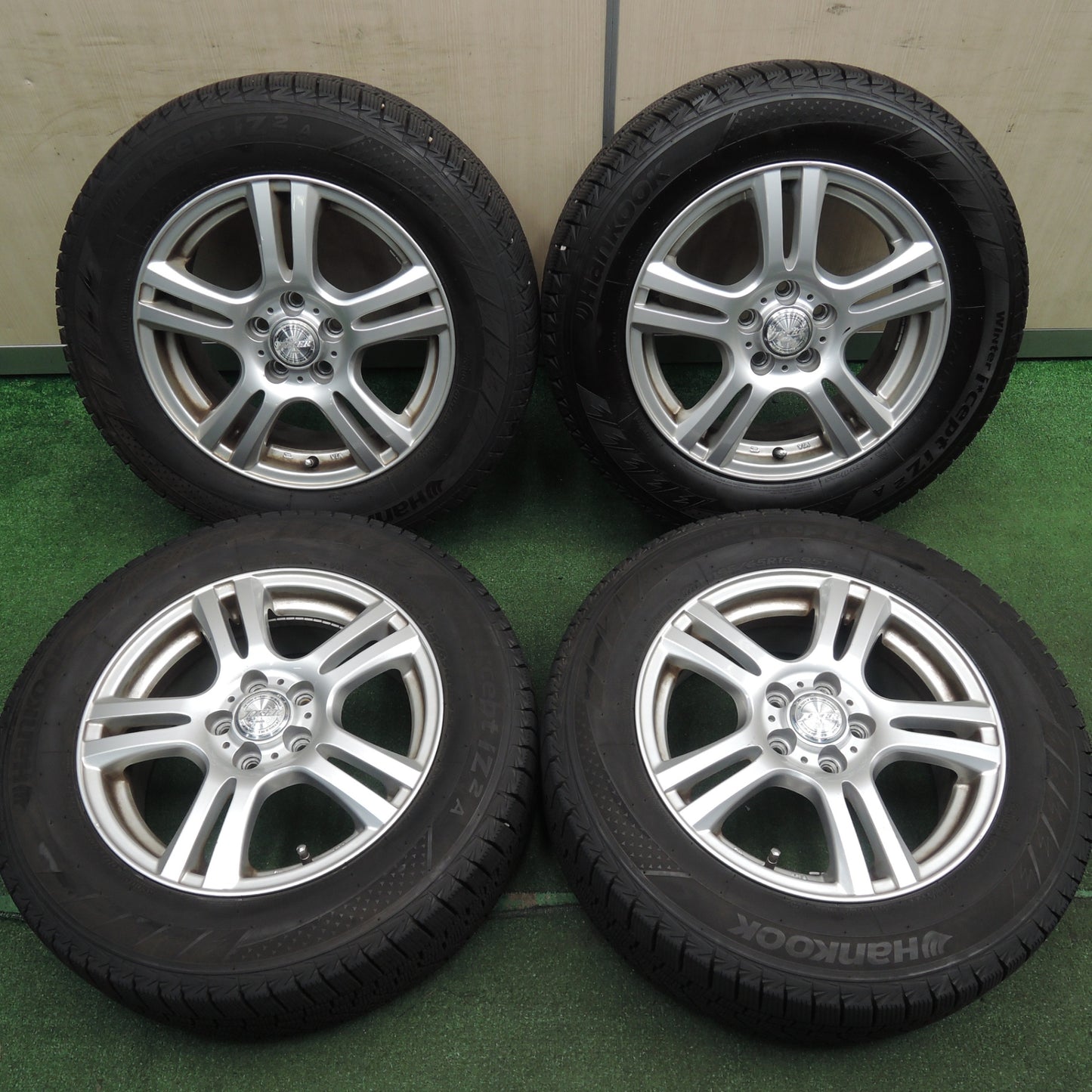 *送料無料* バリ溝！21年！9分★プリウス等 195/65R15 スタッドレス ハンコック ウインター アイセプト IZ2A JOKER ジョーカー PCD100/5H★4020314HAス