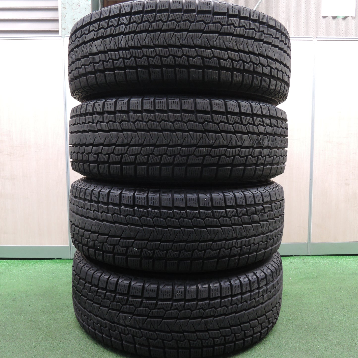 *送料無料*バリ溝！キレイ！9.5分★スタッドレス 225/65R17 ヨコハマ アイスガード G075 MANARAY SPORT マナレイ スポーツ 17インチ PCD114.3/5H★4010606HAス