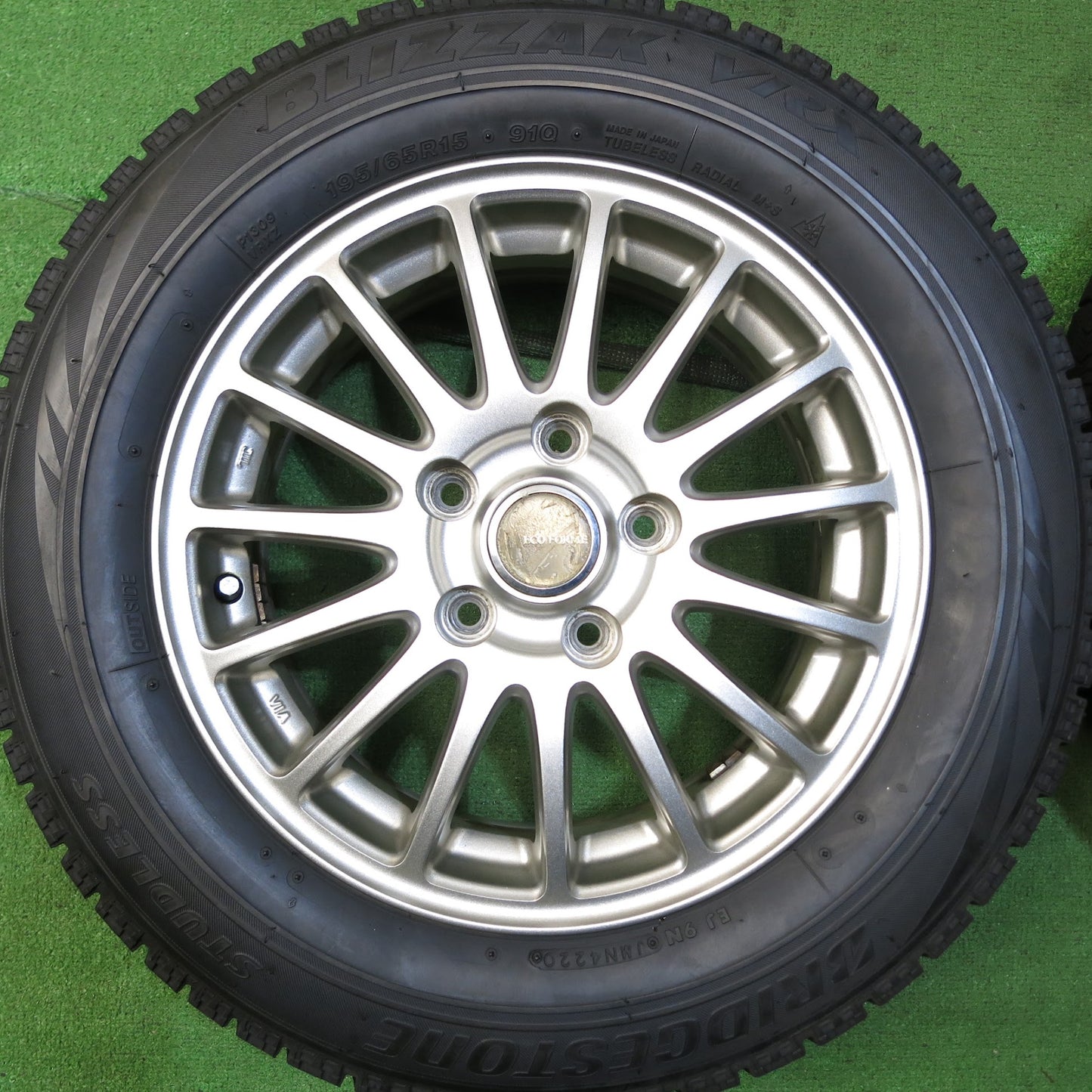 [送料無料]キレイ！20年★スタッドレス 195/65R15 ブリヂストン ブリザック VRX ECO FORME エコフォルム 15インチ PCD114.3/5H★3061308Hス