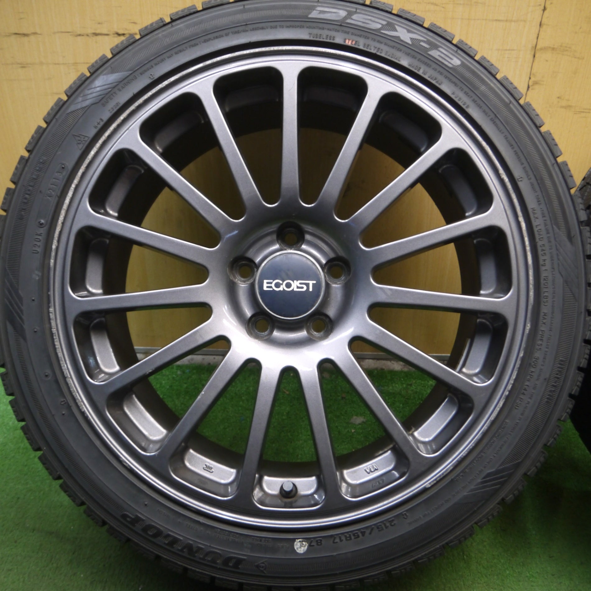 送料無料* バリ溝！9.5分以上☆スタッドレス 215/45R17 ダンロップ DSX-2 EGOIST エゴイスト 17インチ PCD1 |  名古屋/岐阜の中古カー用品・工具の買取/販売ならガレージゲット