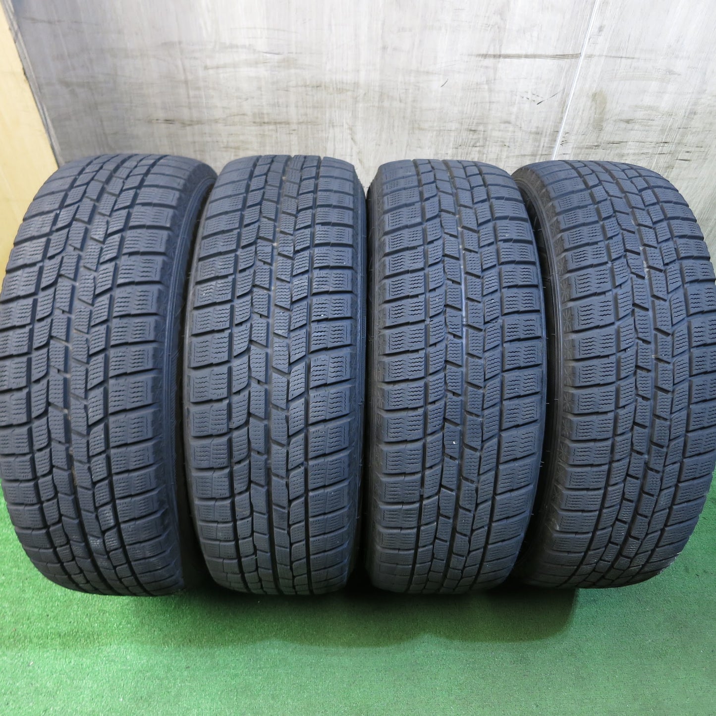 [送料無料]バリ溝！19年！キレイ！9分★スタッドレス 215/65R16 グッドイヤー アイスナビ6 ravrion selzer ラブリオン 16インチ PCD114.3/5H★3042807Hス