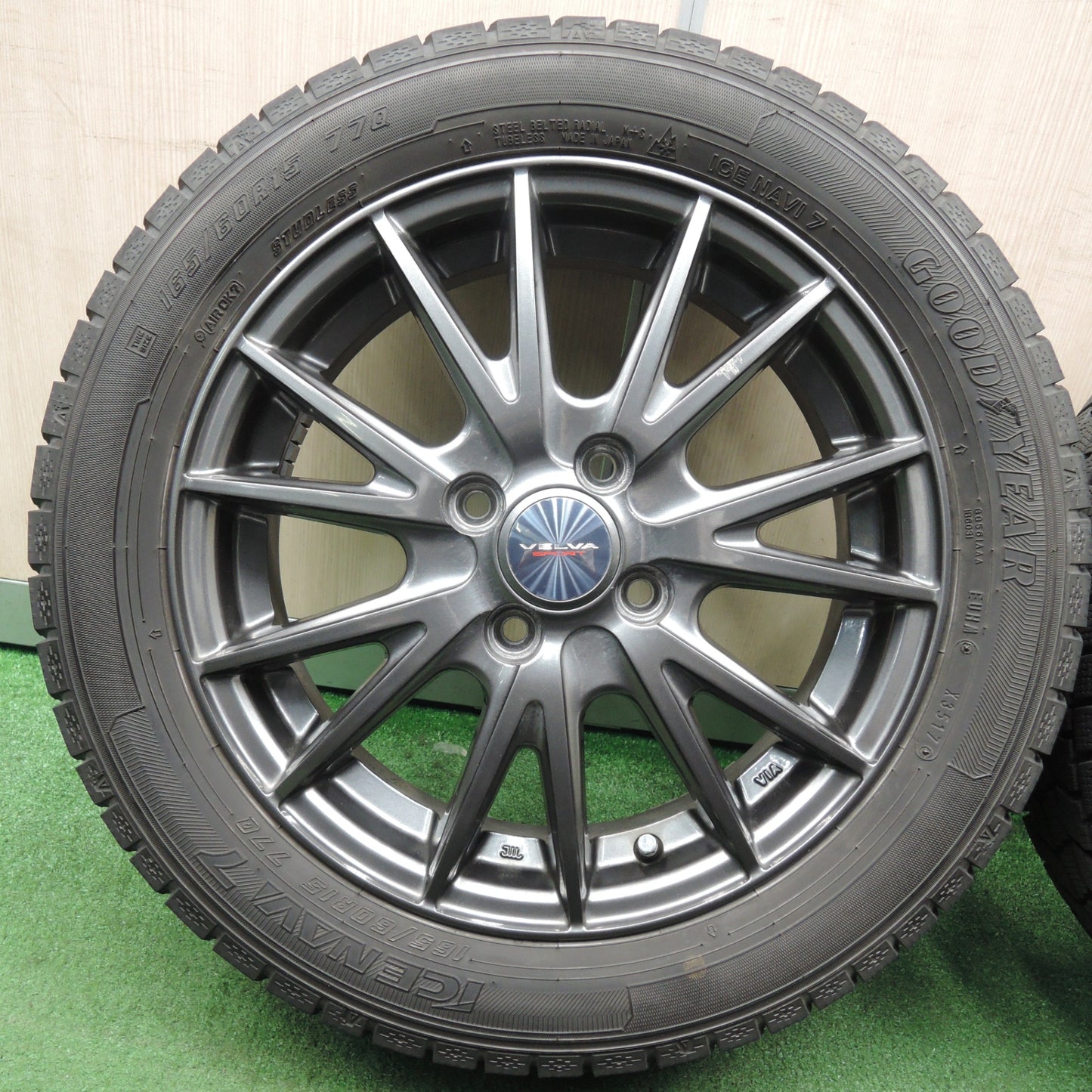 *送料無料* 4本価格★スタッドレス 165/60R15 グッドイヤー アイスナビ7 VELVA SPORT ヴェルヴァ スポーツ 15インチ PCD100/4H★4022303NJス