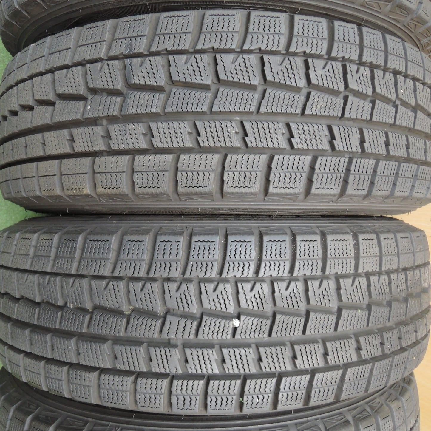 [送料無料]バリ溝！キレイ！ほぼ10分★スタッドレス 175/65R15 ダンロップ ウインターマックス WM01 EuroSpeed MANARAY SPORT 15インチ PCD100/4H★3072604KKス