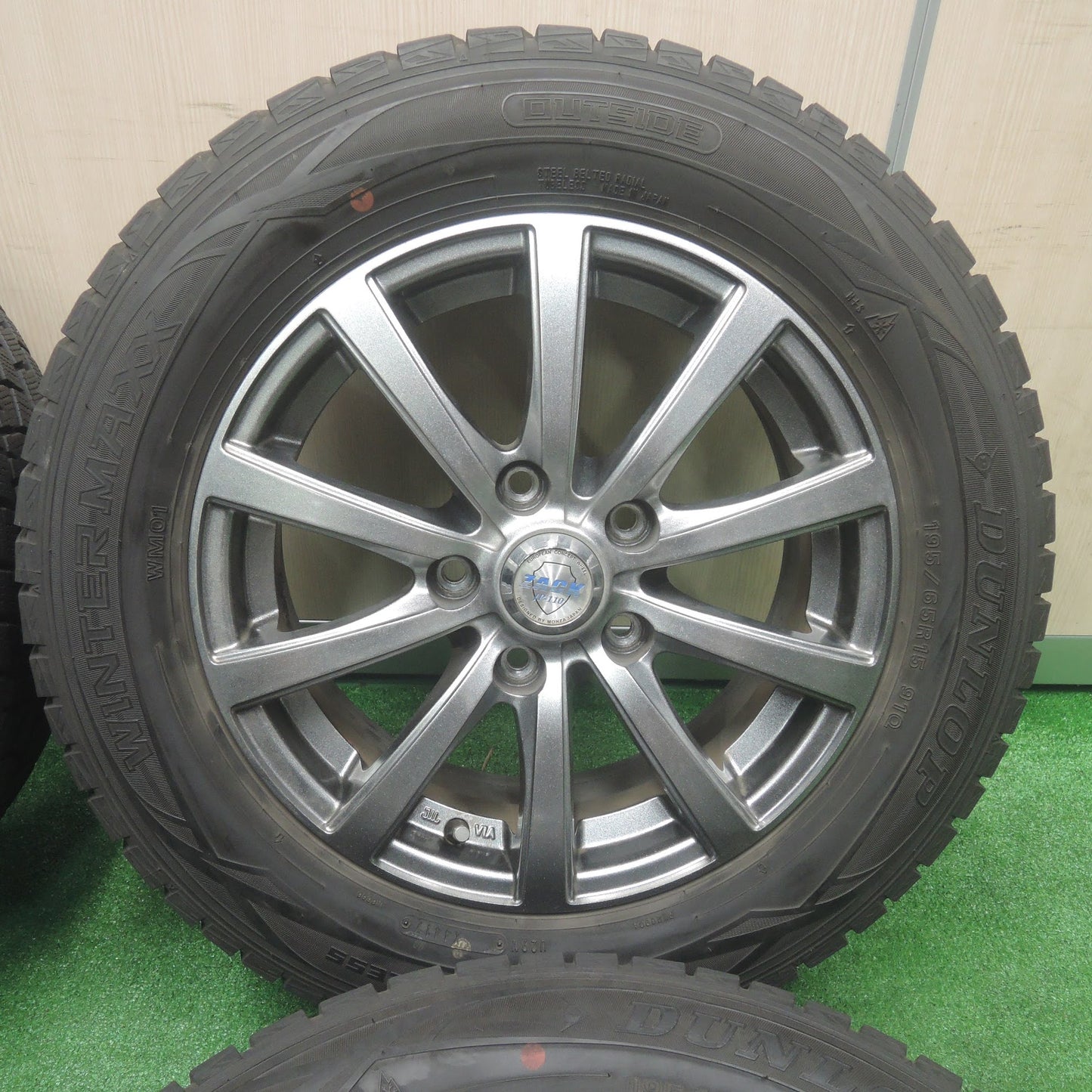 [送料無料]バリ溝！キレイ！9分★スタッドレス 195/65R15 ダンロップ ウインターマックス WM01 ZACK JP-110 MONZA ザック モンツァ PCD114.3/5H★3101702SYス