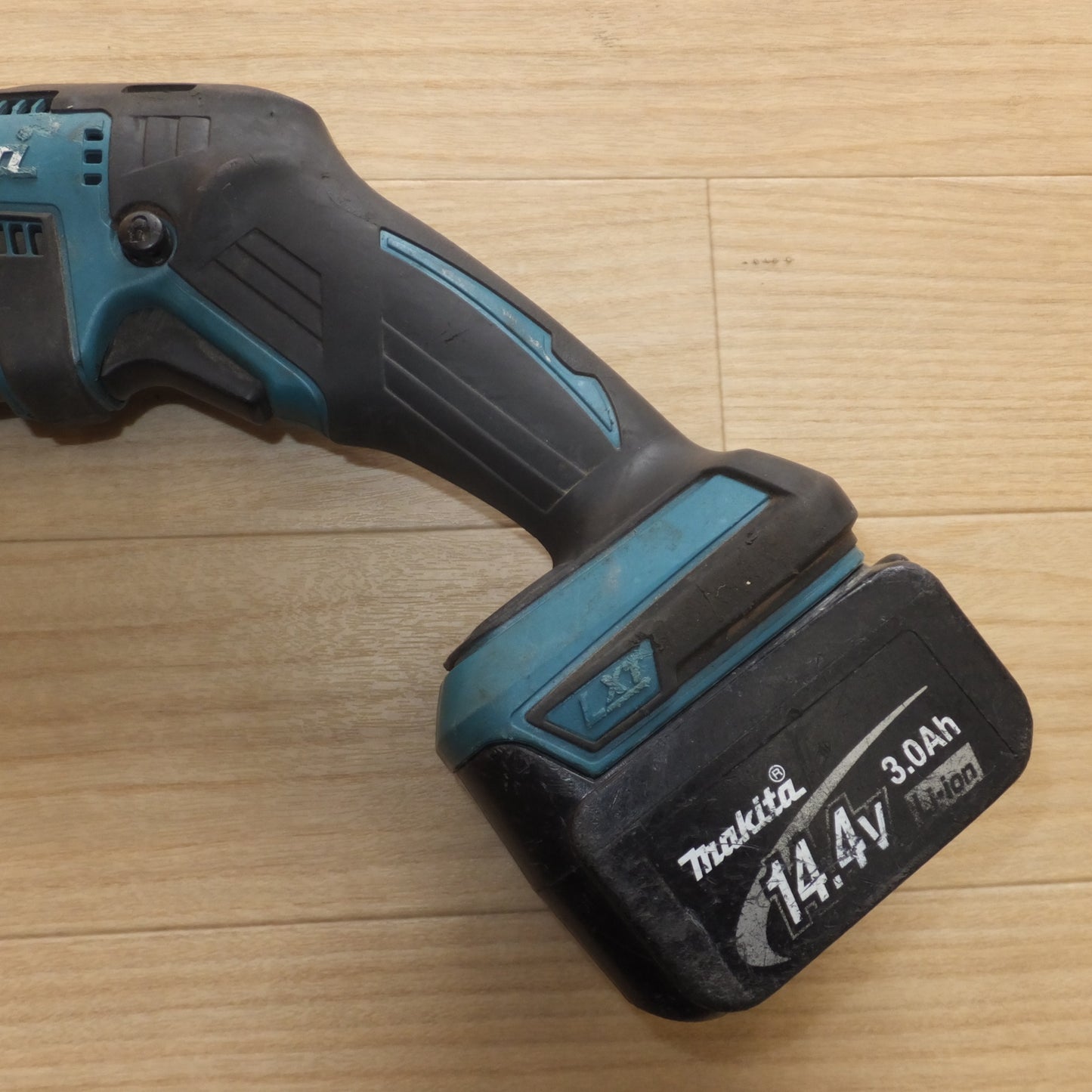 [送料無料] ★マキタ makita 充電式レシプロソー JR144D　バッテリ BL1430　セット★